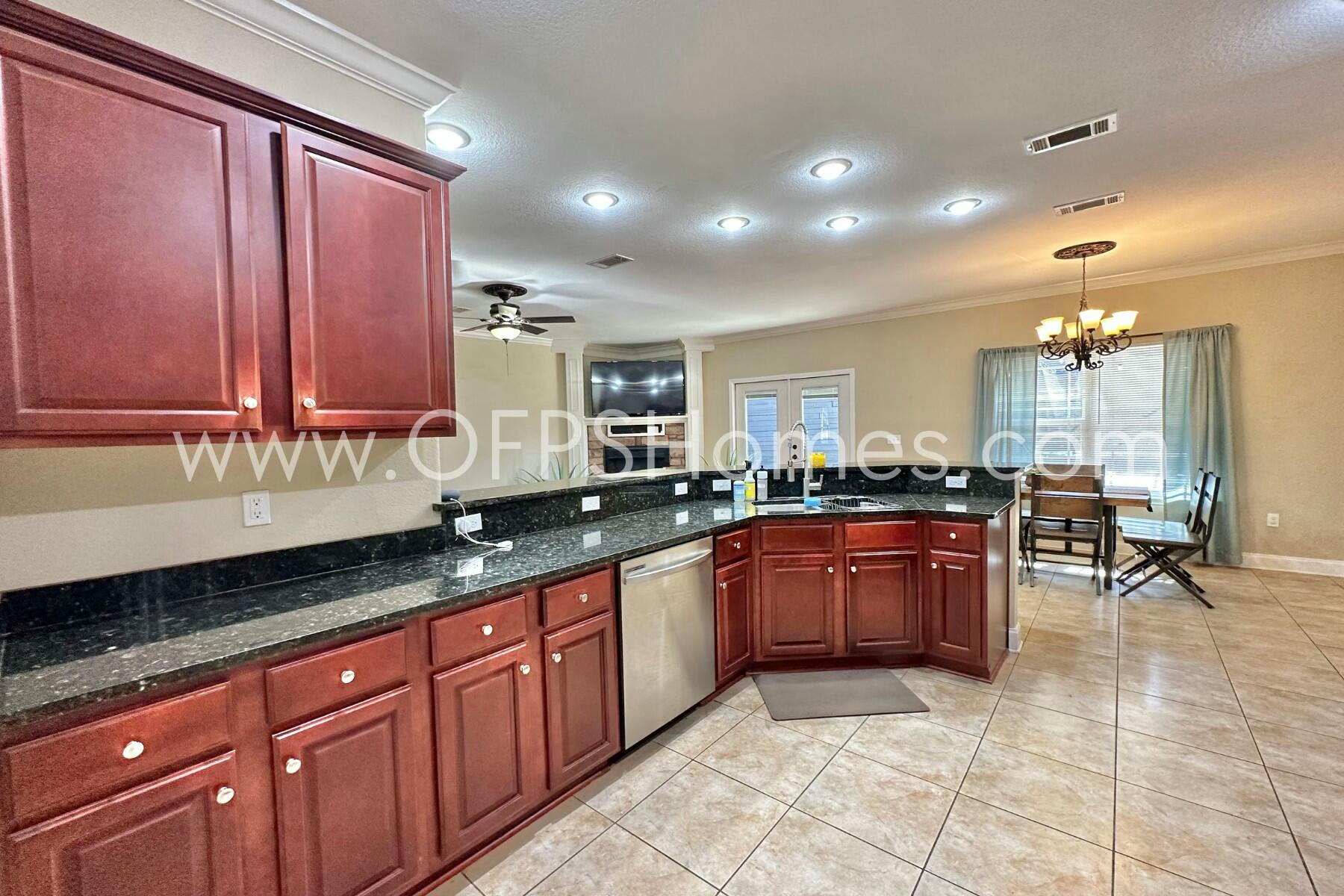 DUGGAN POND ESTATES - Residential Lease