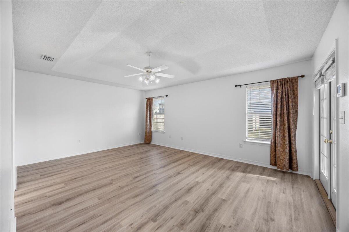 CREETWOOD PLACE - Residential