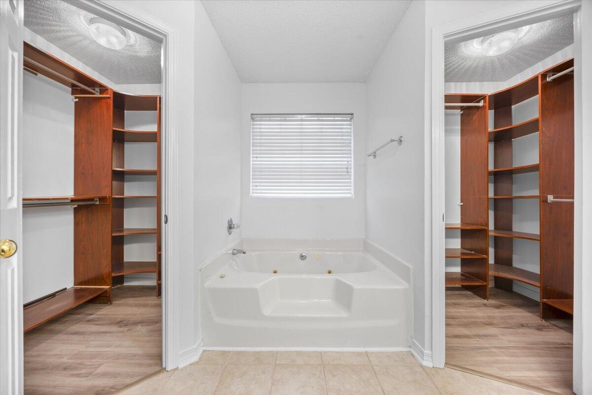 CREETWOOD PLACE - Residential