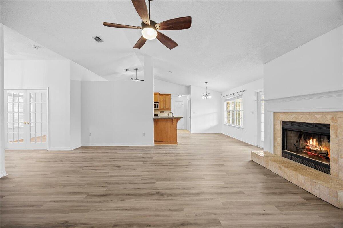 CREETWOOD PLACE - Residential