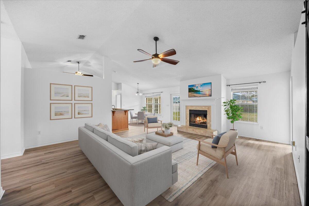 CREETWOOD PLACE - Residential