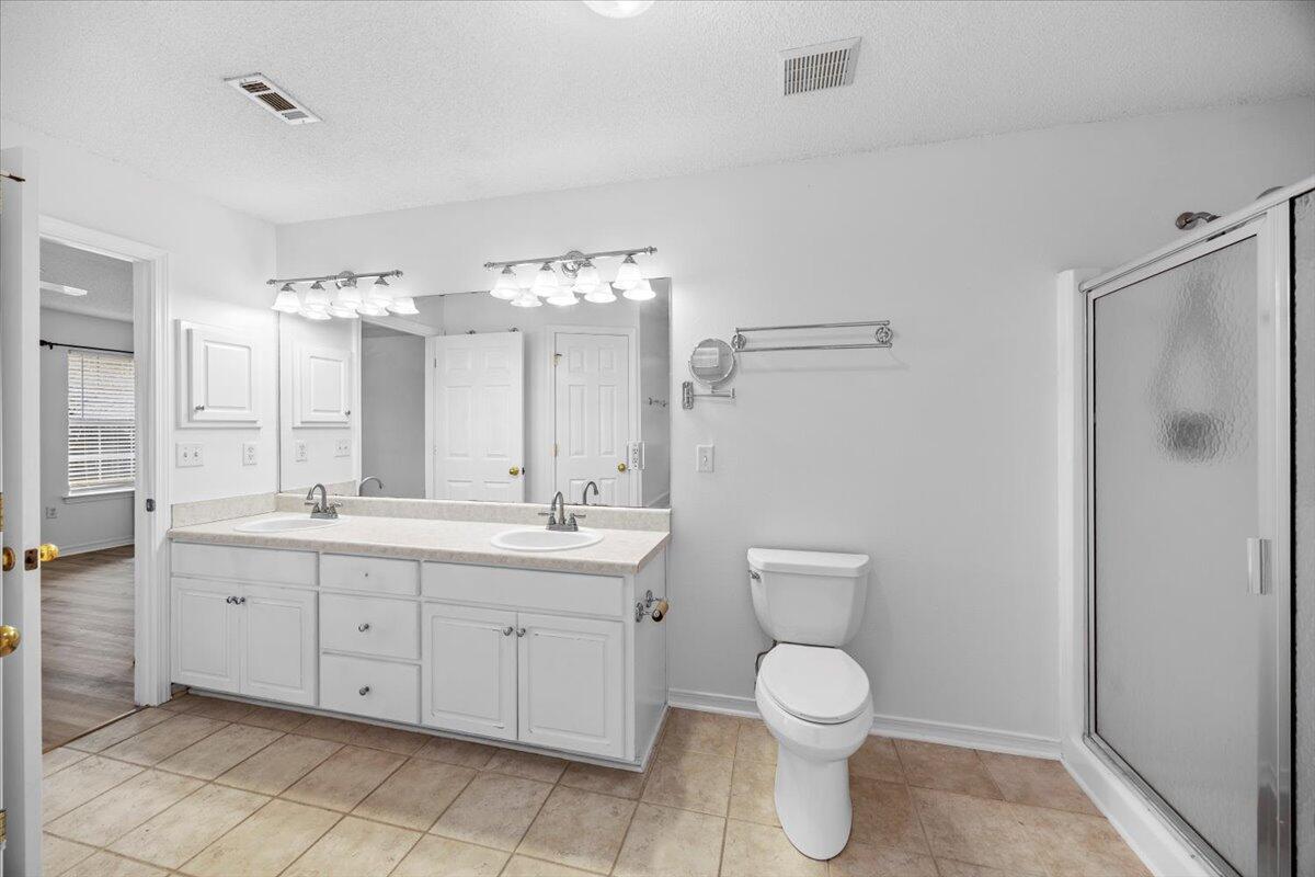 CREETWOOD PLACE - Residential