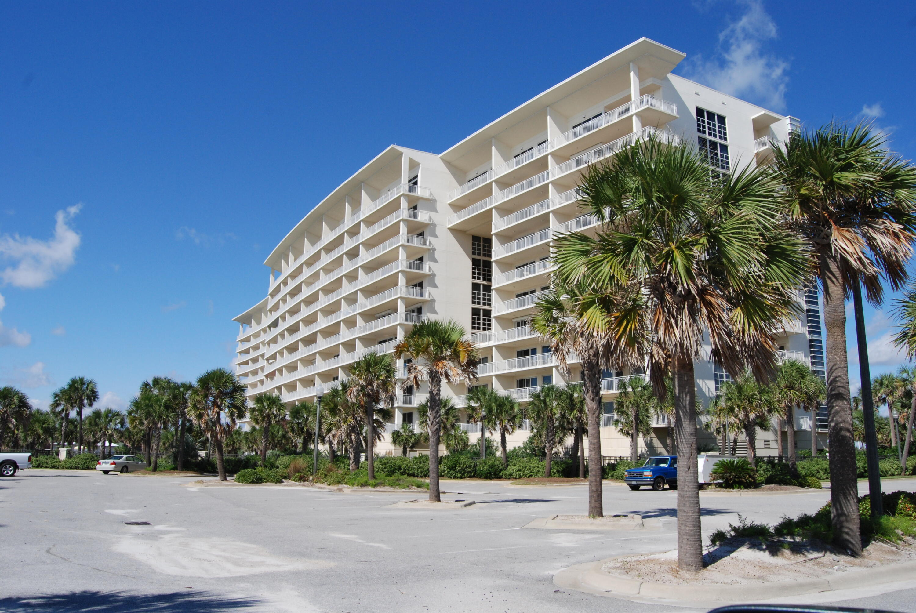 STERLING SHORES - Residential