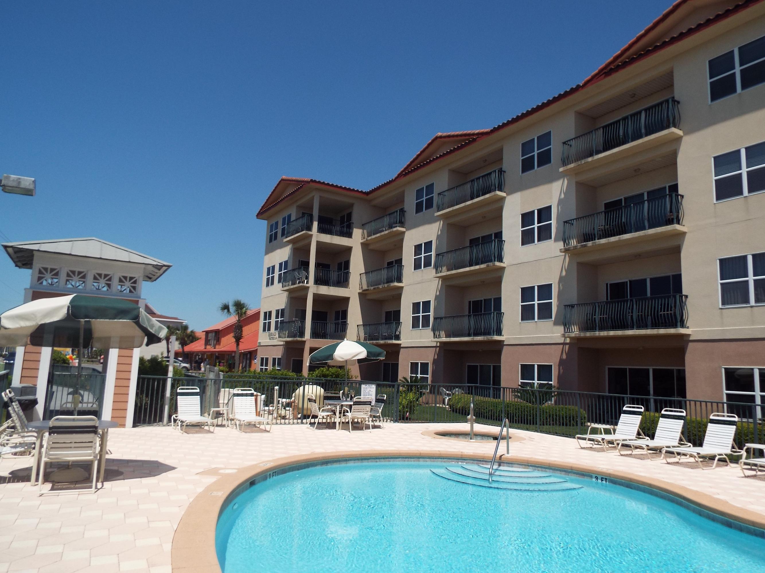 EMERALD WATERS - Residential