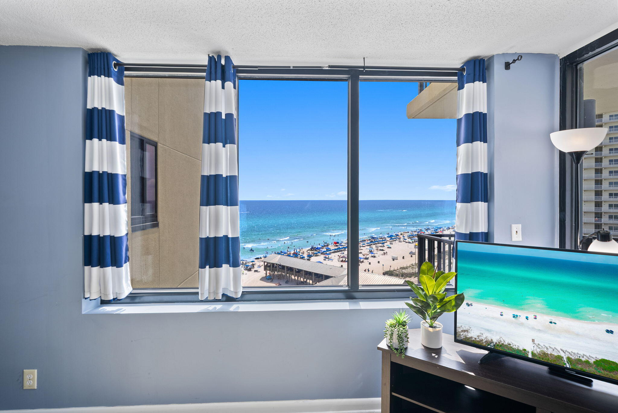 SUNBIRD CONDO - Residential
