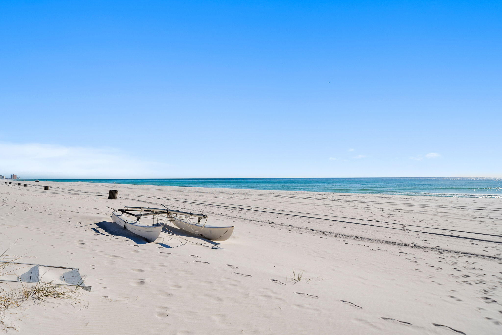 SUNBIRD CONDO - Residential