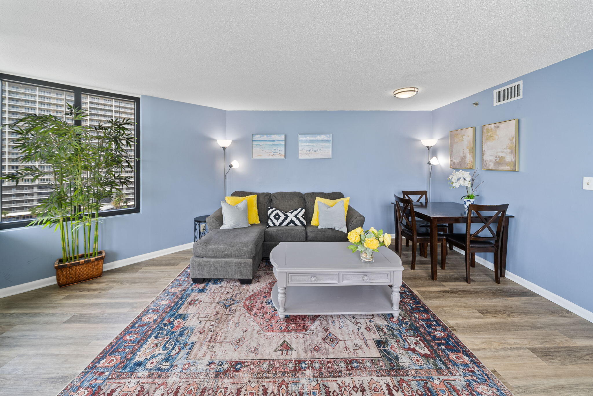 SUNBIRD CONDO - Residential