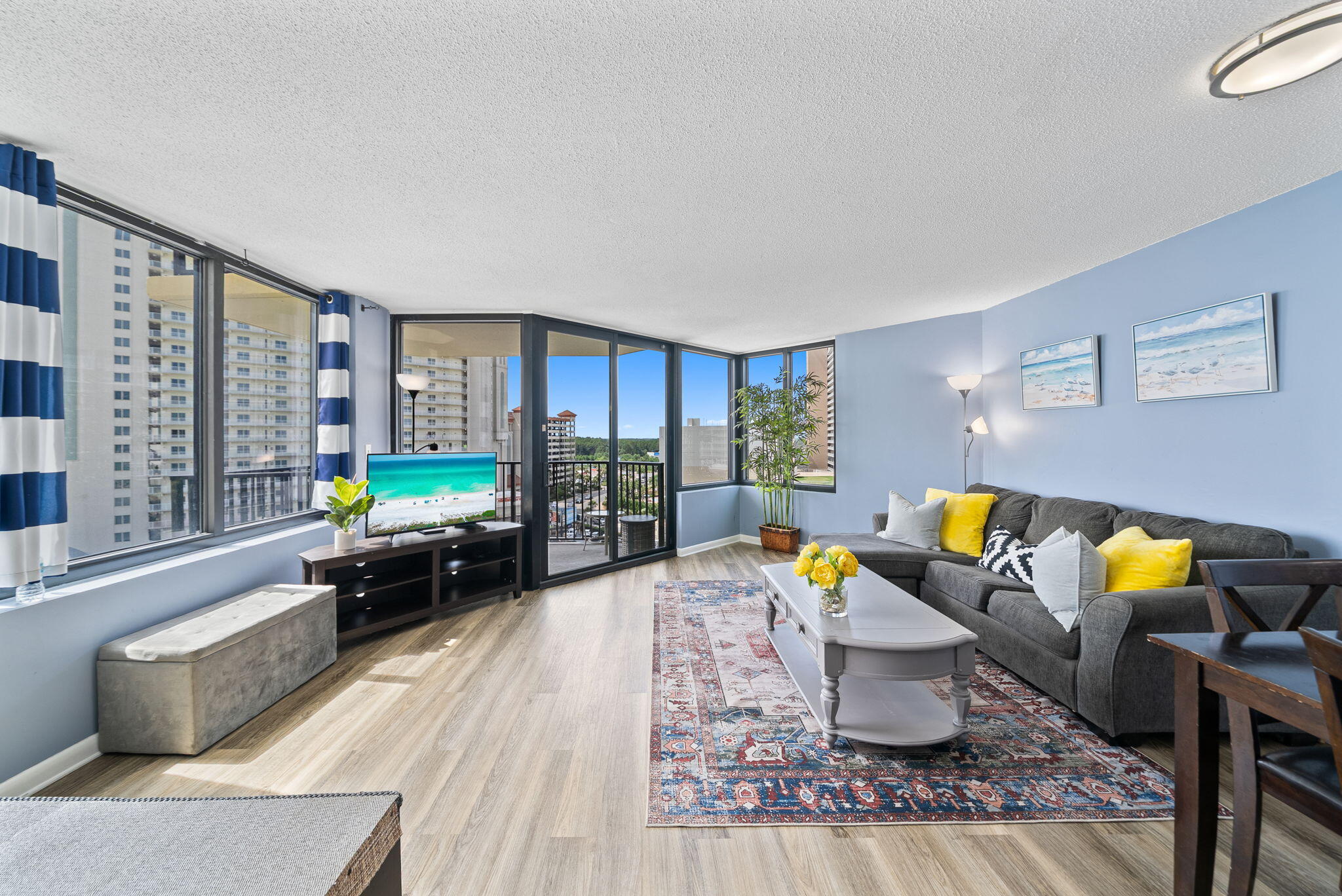 SUNBIRD CONDO - Residential