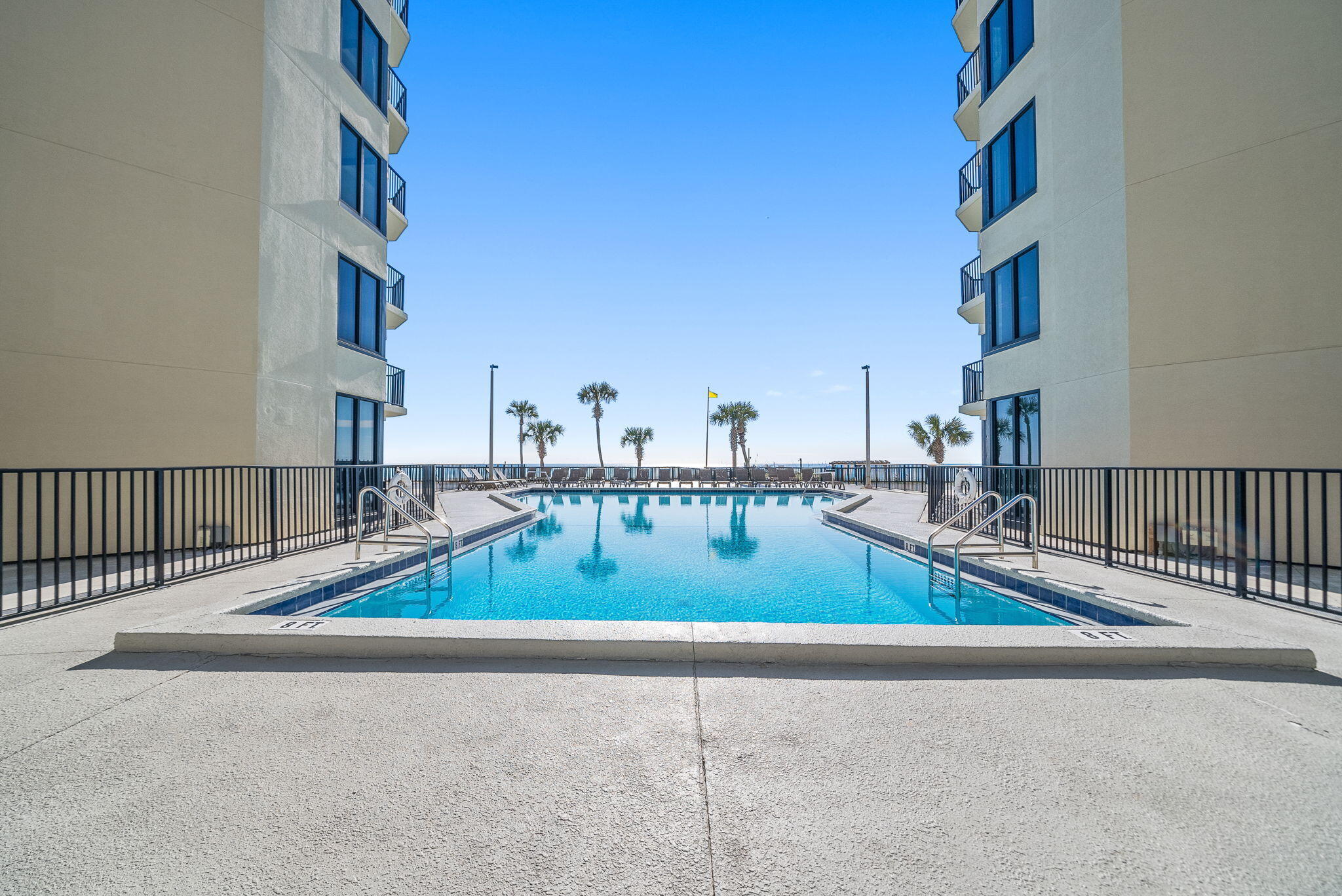 SUNBIRD CONDO - Residential
