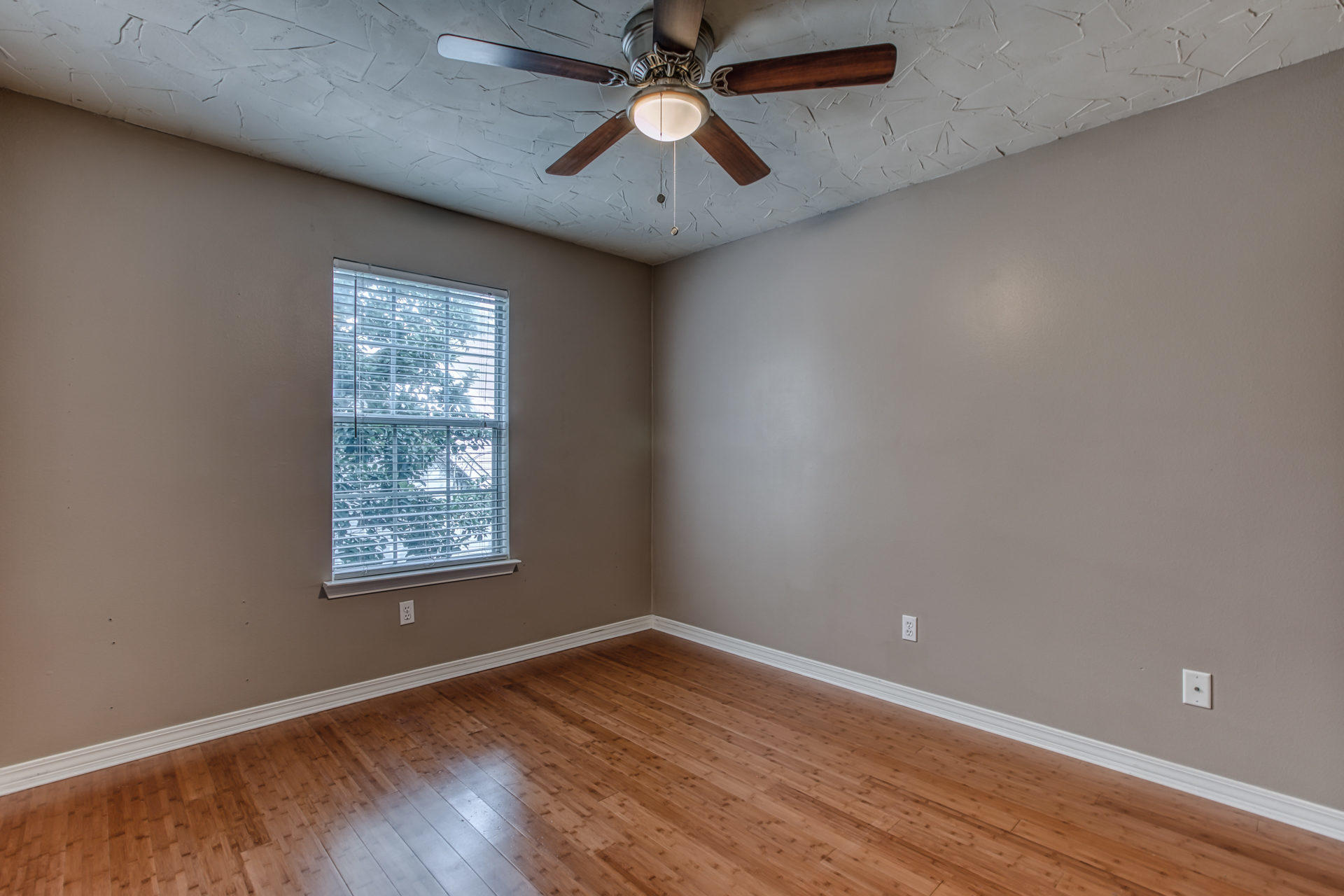 SHALIMAR WOODS S/D - Residential