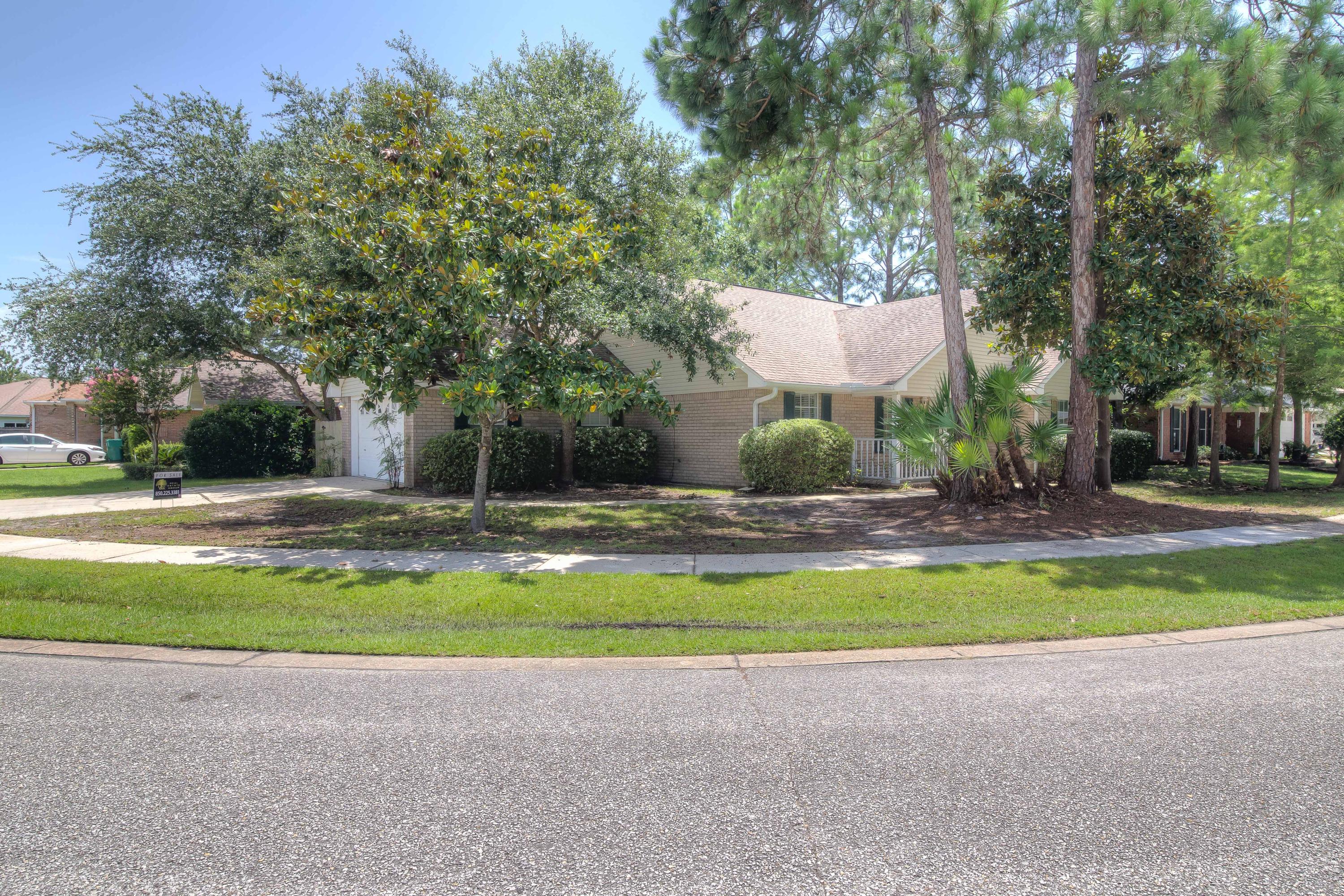 INDIAN WOODS - Residential