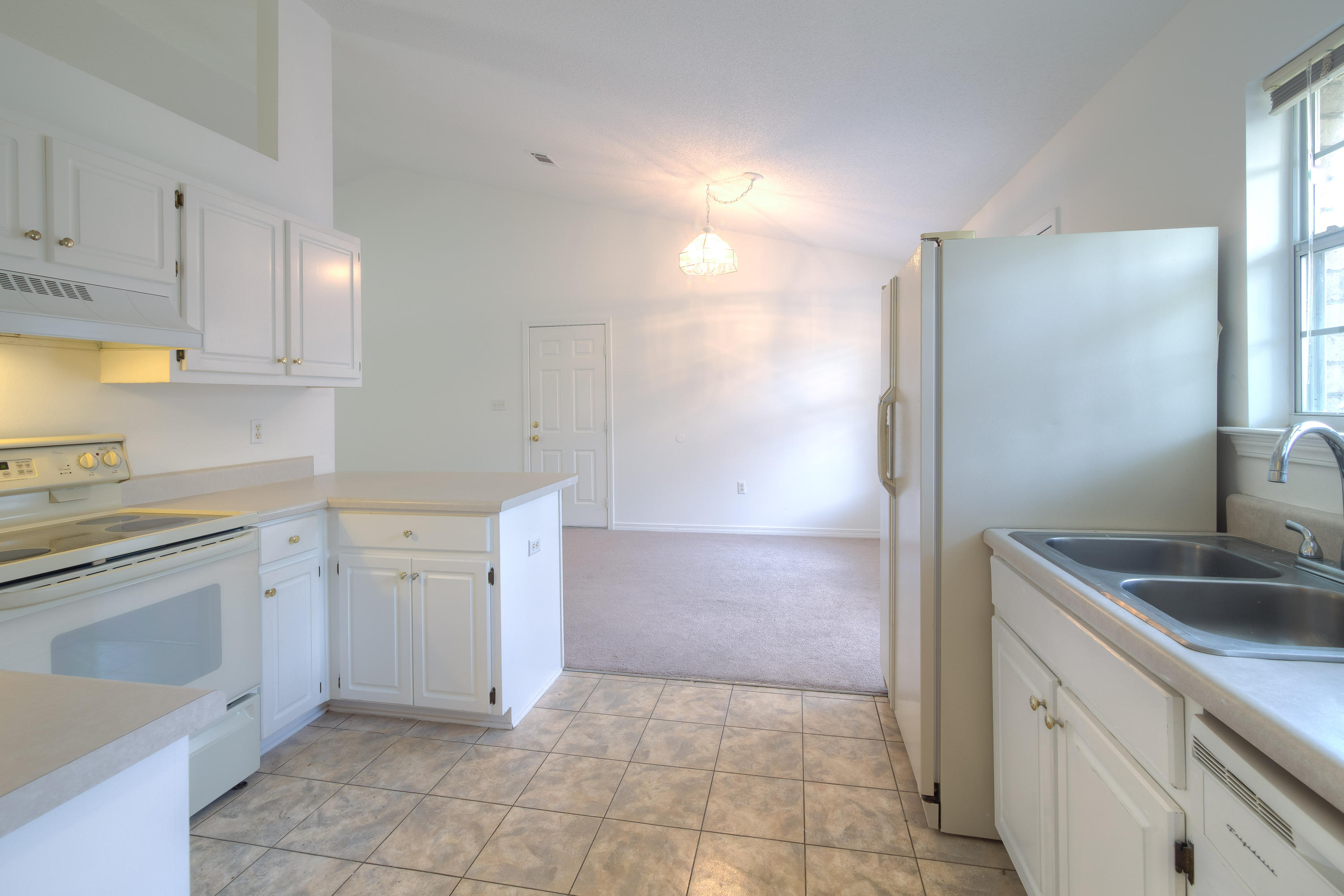 INDIAN WOODS - Residential