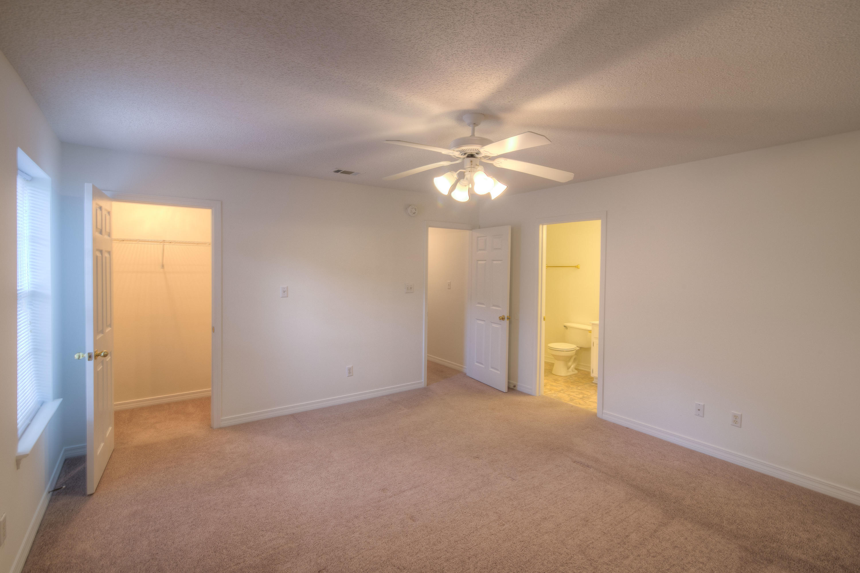 INDIAN WOODS - Residential