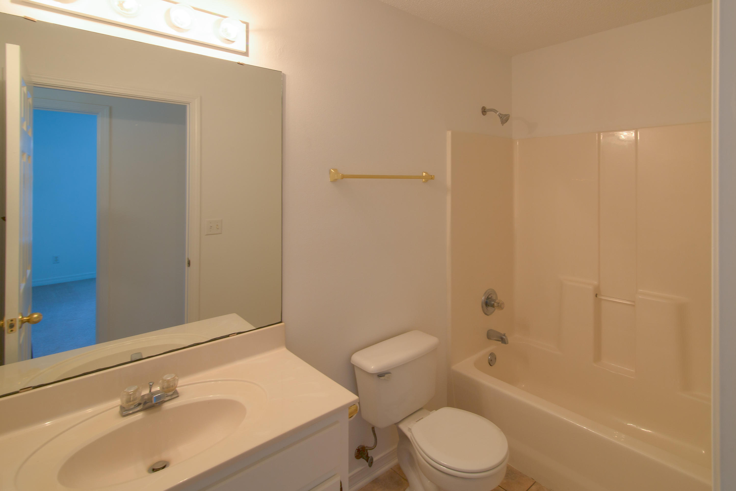 INDIAN WOODS - Residential