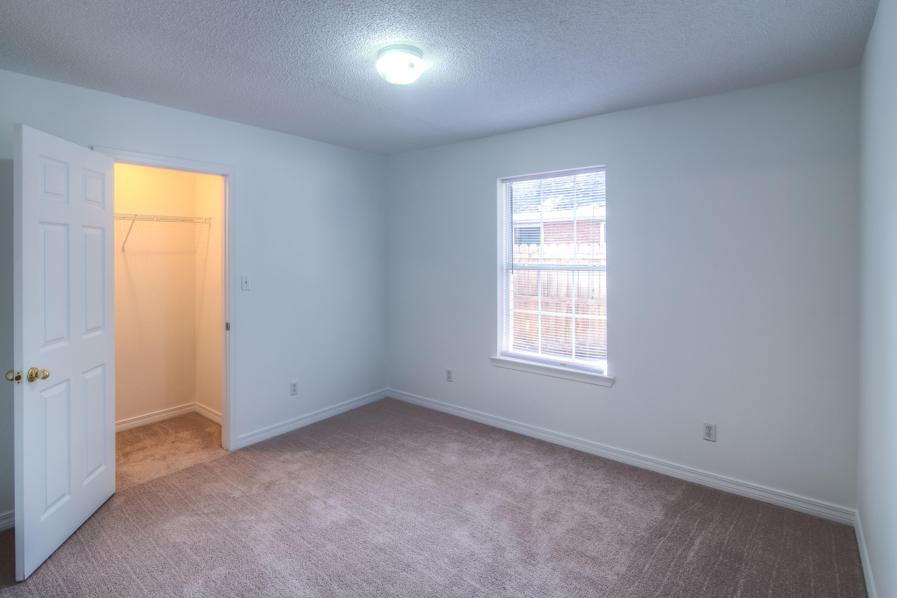 INDIAN WOODS - Residential