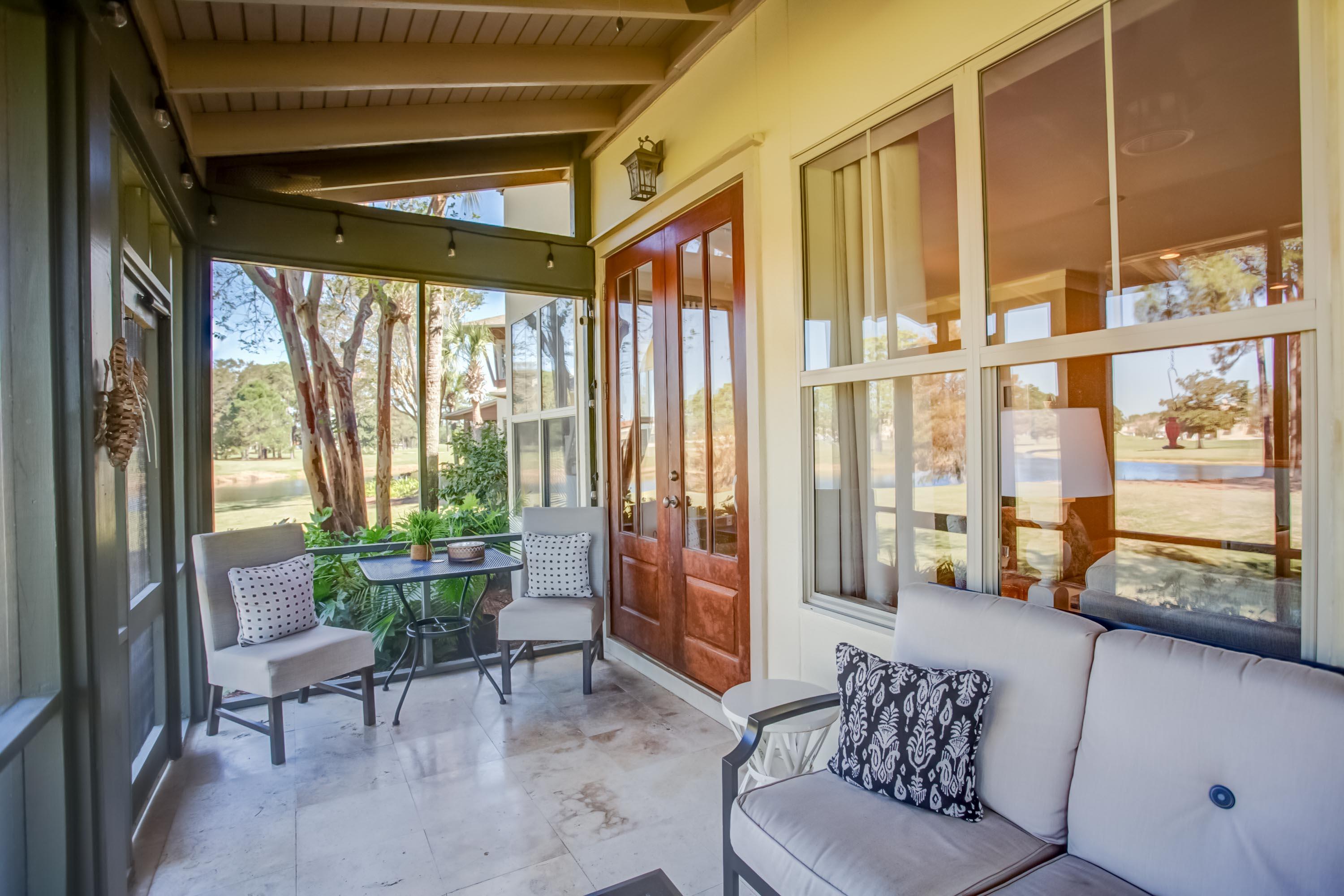 MAGNOLIA BAY - Residential