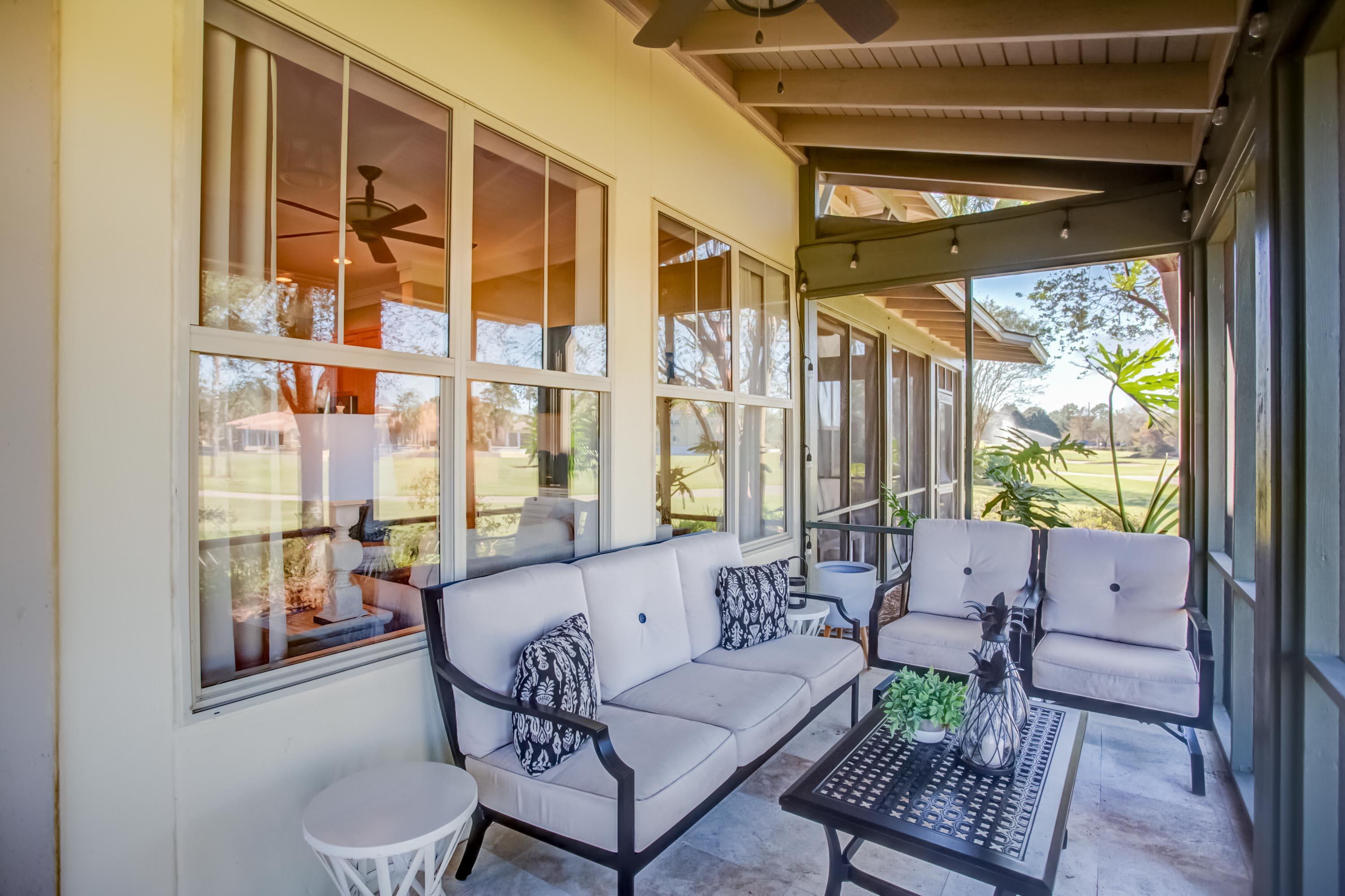 MAGNOLIA BAY - Residential