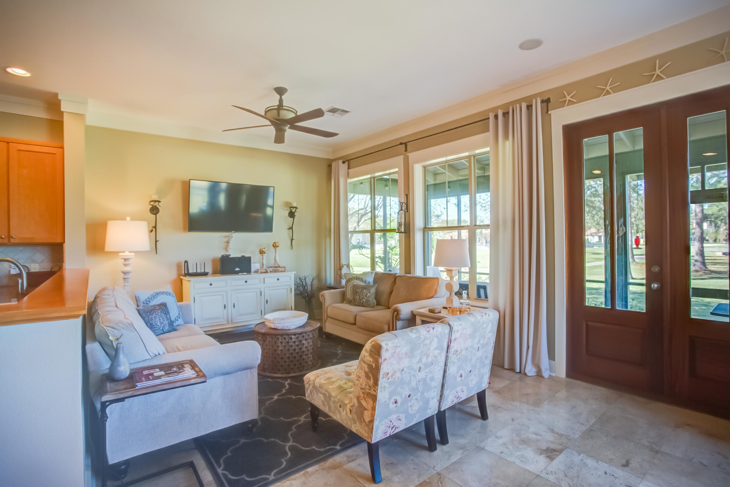 MAGNOLIA BAY - Residential