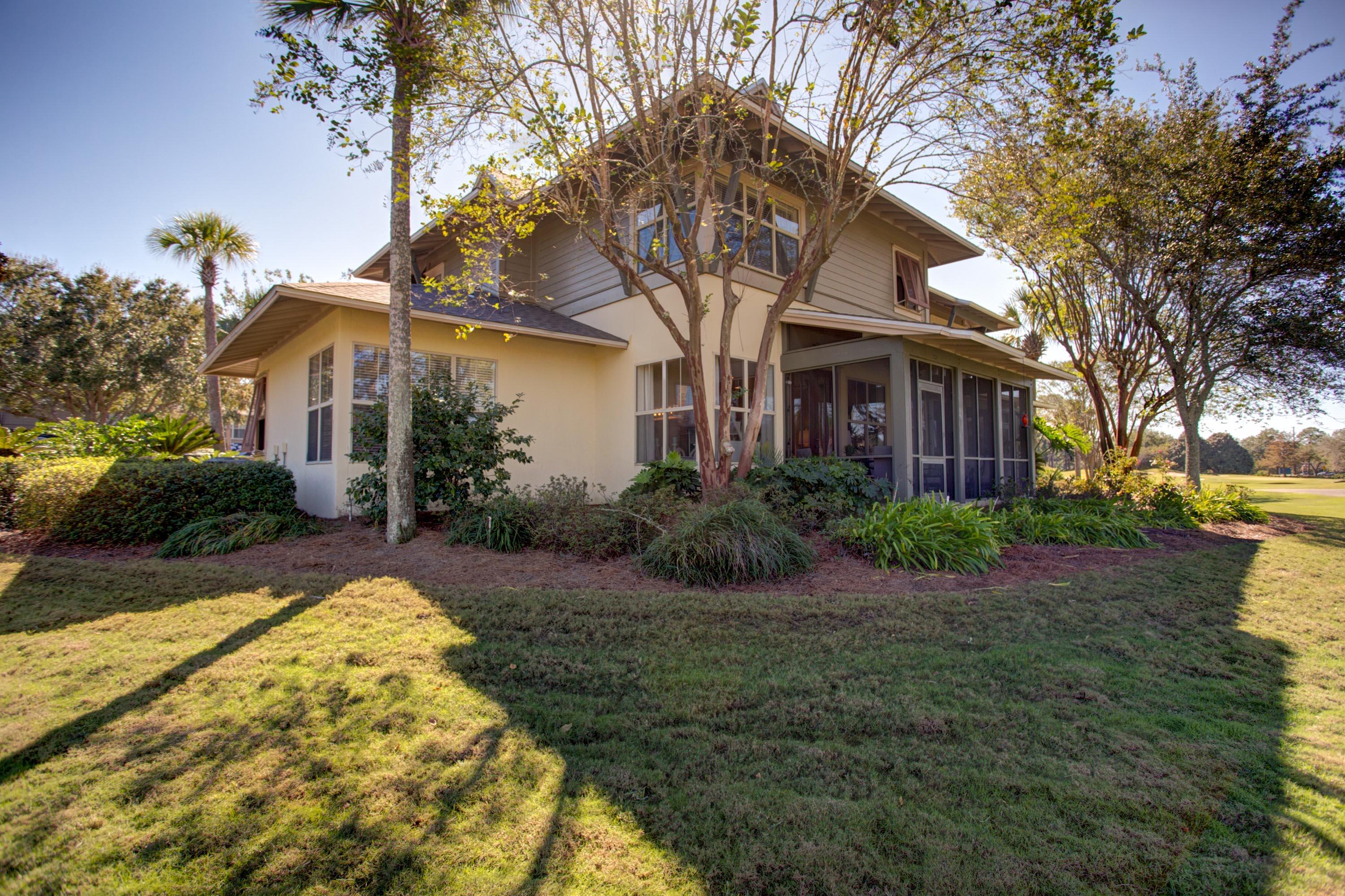 MAGNOLIA BAY - Residential