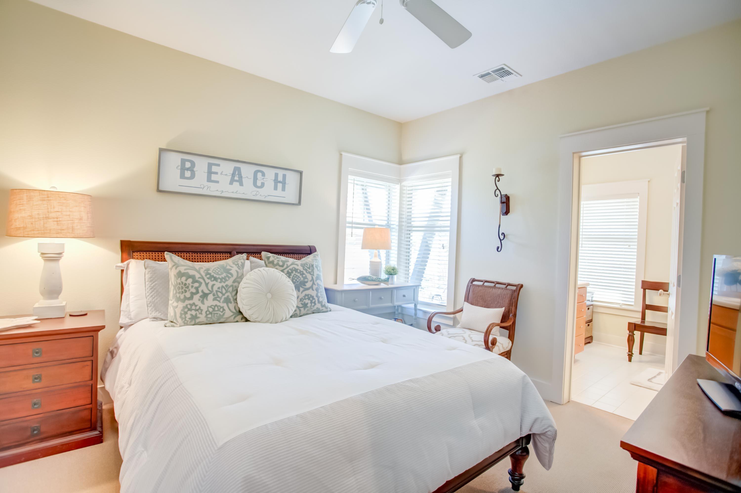 MAGNOLIA BAY - Residential