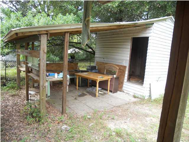 CRESTVIEW - Residential