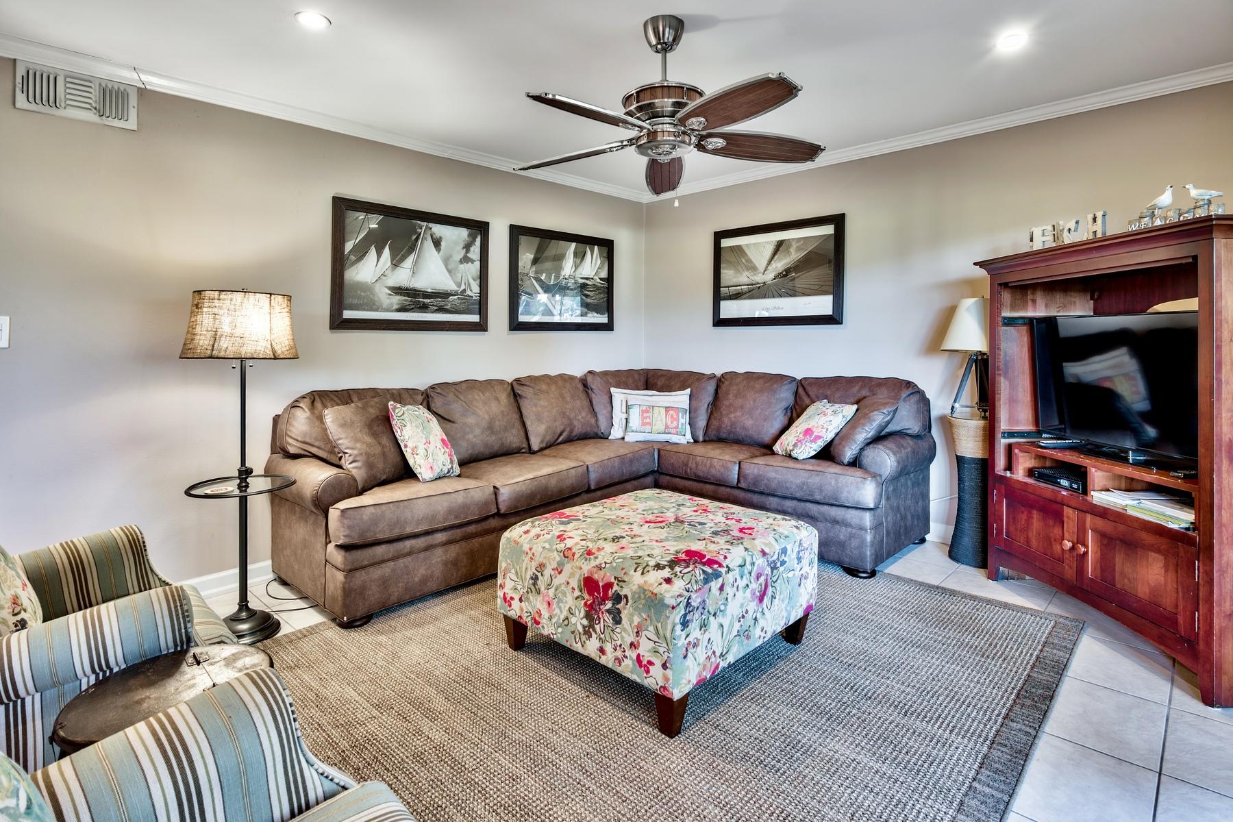 SEASCAPE CONDO GARDEN VILLA - Residential