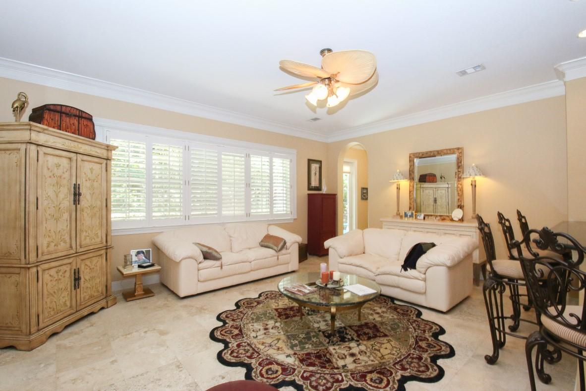 BURNT PINE - Residential