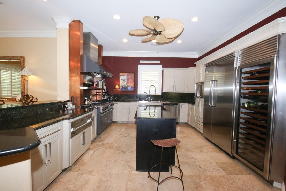 BURNT PINE - Residential