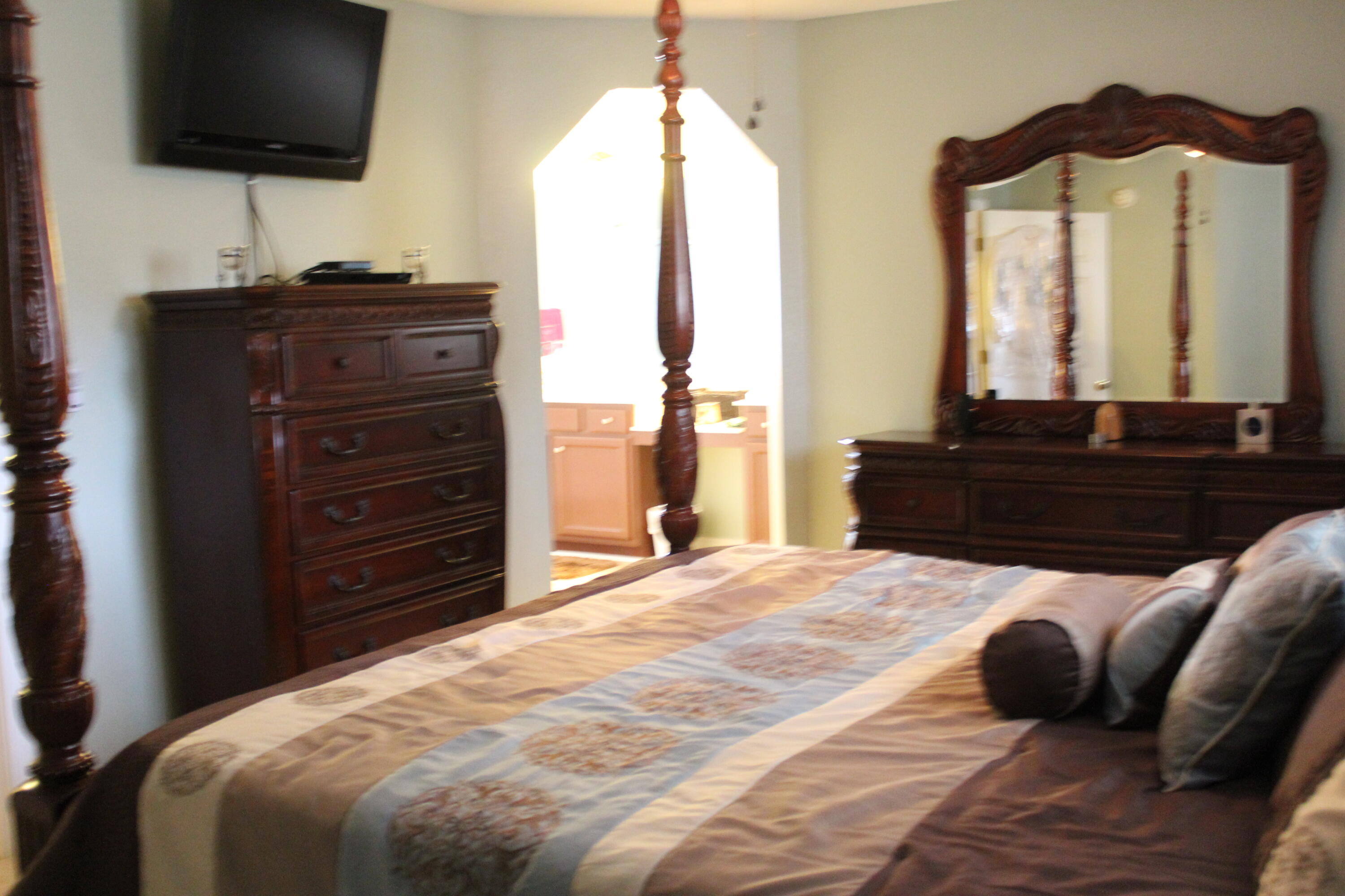 RIVERCHASE S/D PH 1 - Residential Lease