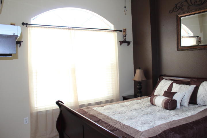 RIVERCHASE S/D PH 1 - Residential Lease