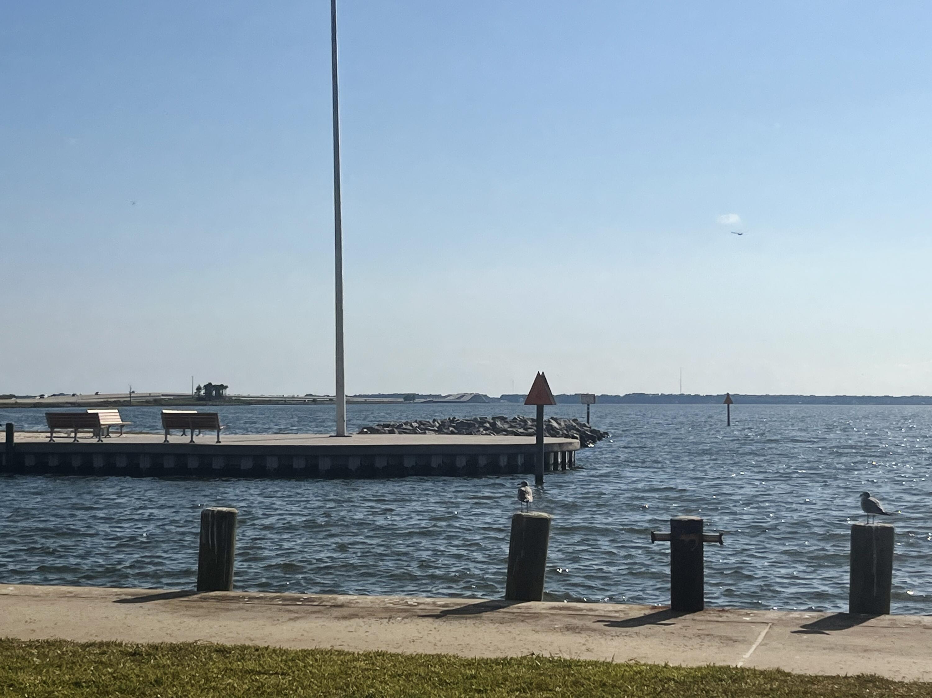 BAY GROVE - Residential