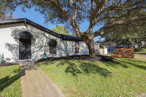 A home in Destin