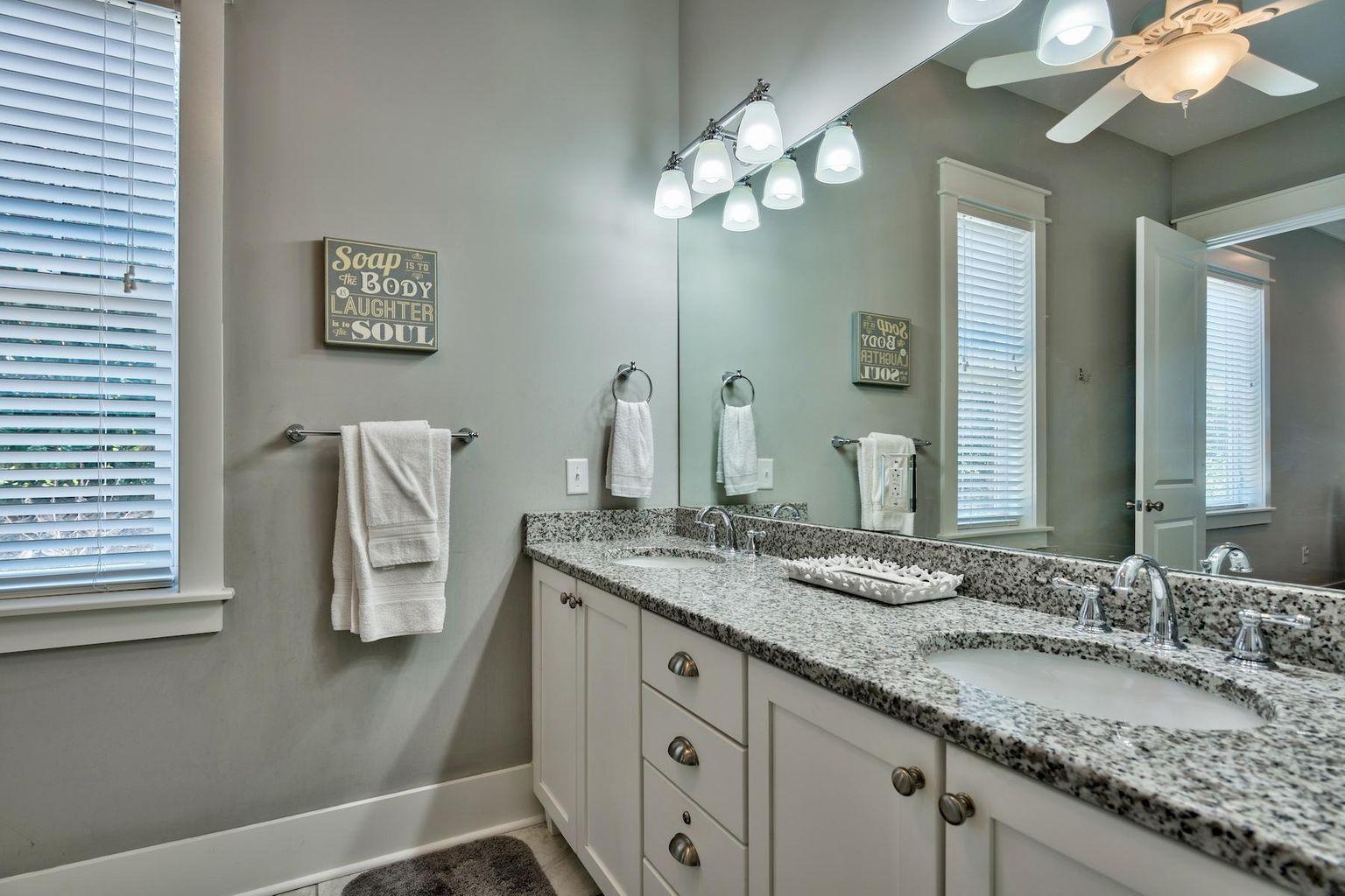 LAKESIDE AT BLUE MOUNTAIN BEACH - Residential