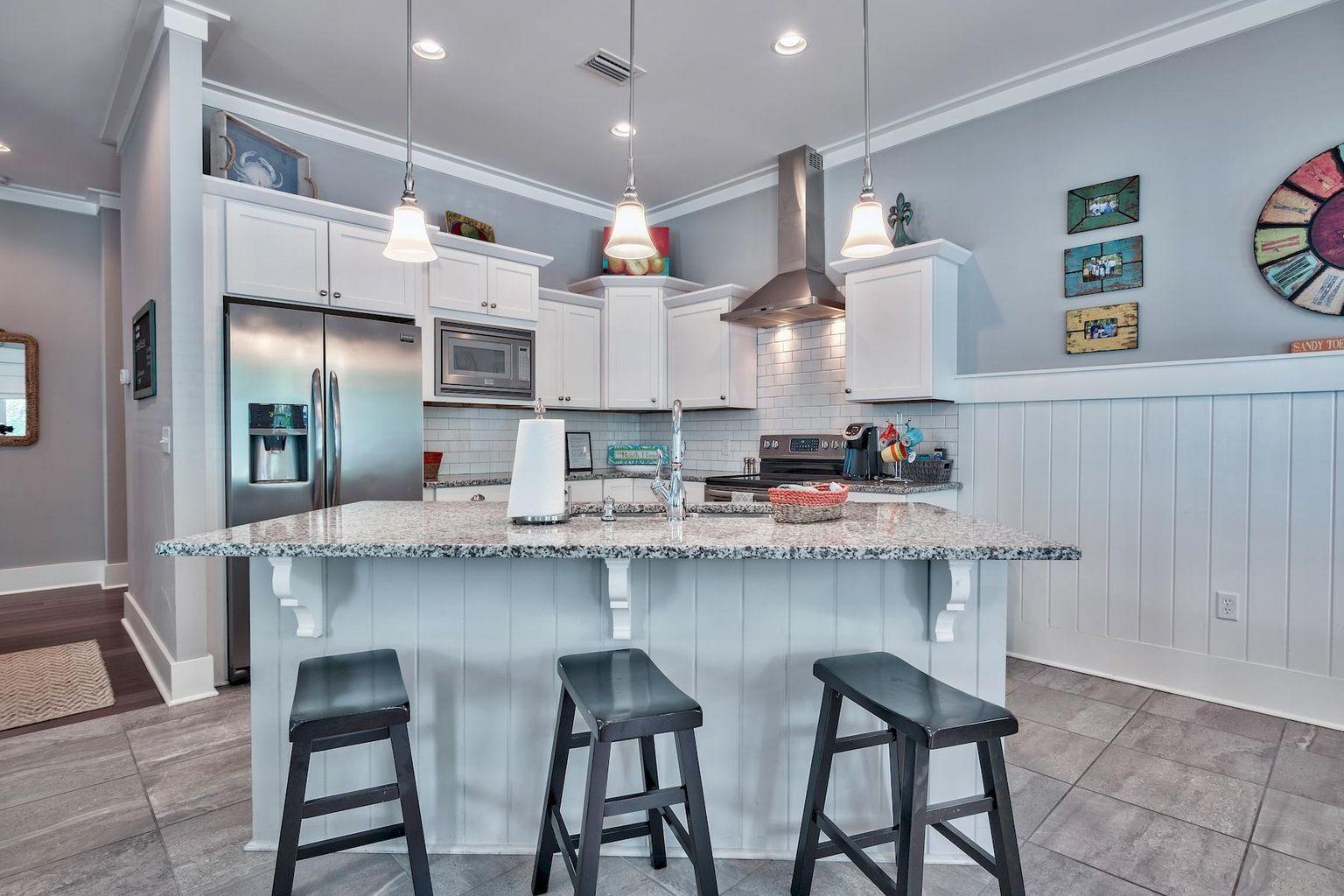 LAKESIDE AT BLUE MOUNTAIN BEACH - Residential