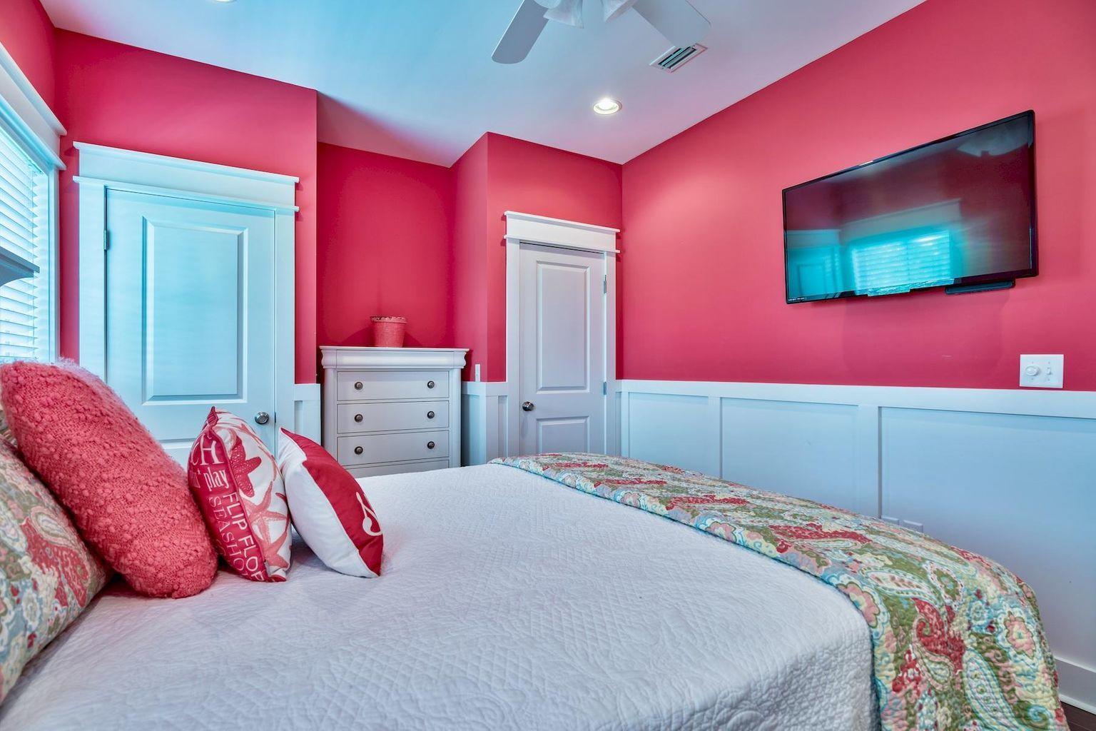 LAKESIDE AT BLUE MOUNTAIN BEACH - Residential