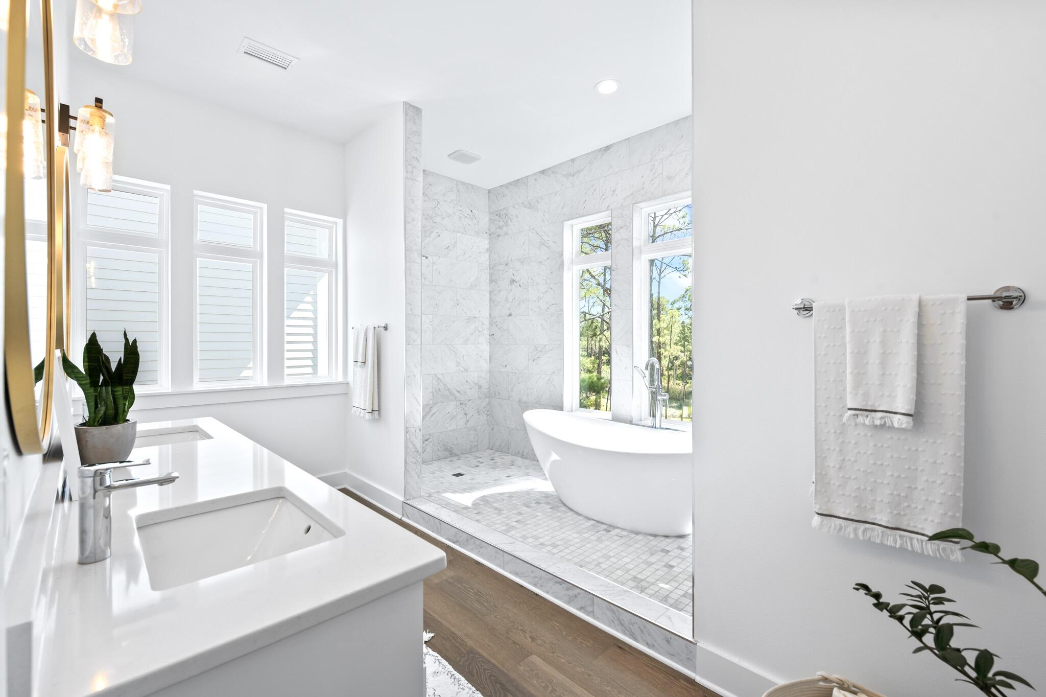 LAKESIDE AT BLUE MOUNTAIN BEACH - Residential
