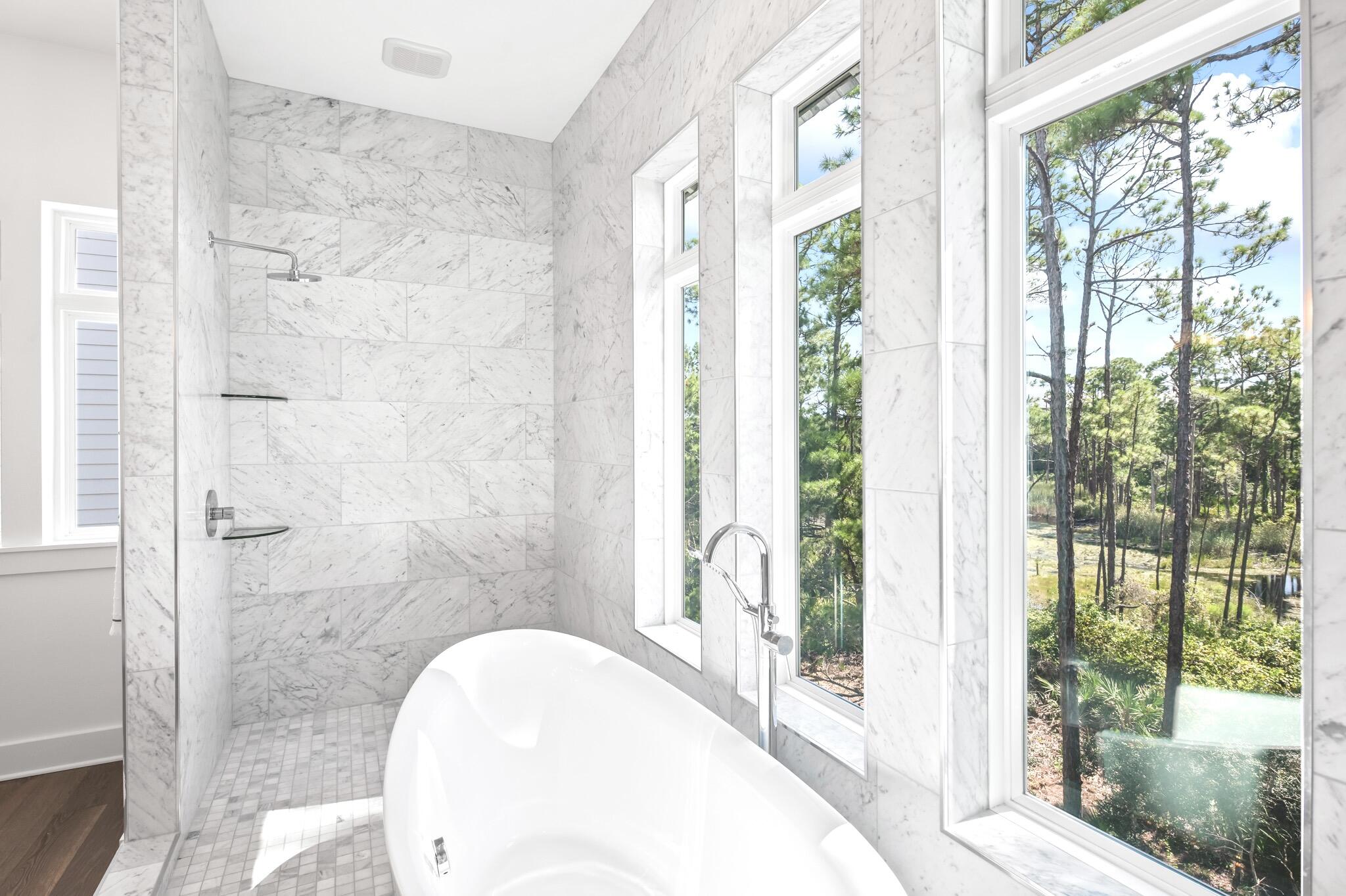 LAKESIDE AT BLUE MOUNTAIN BEACH - Residential