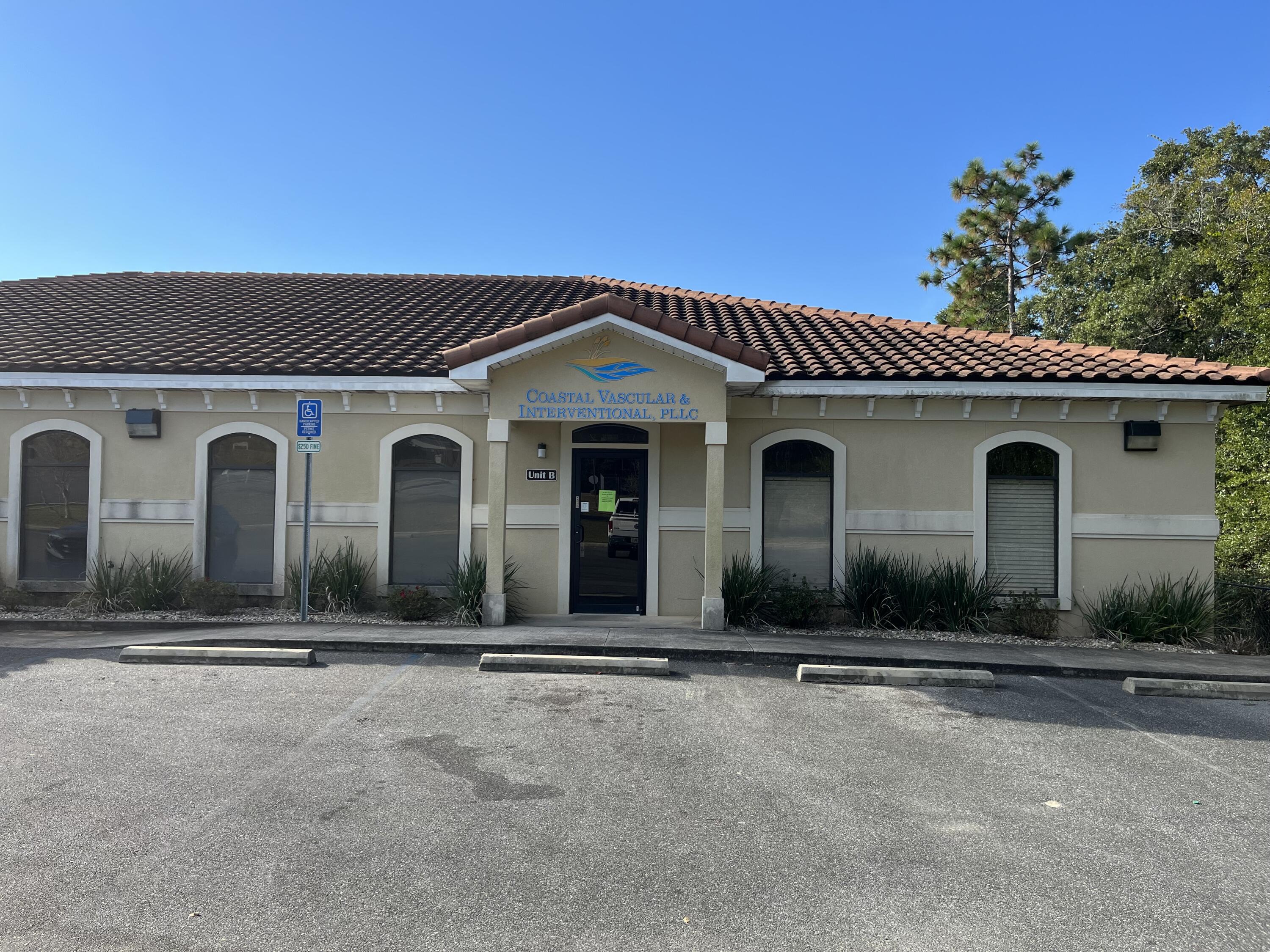 This beautifully designed commercial space is located in the heart of Crestview's Medical Plaza. Unit B possesses 2565 Sq. Ft and 9 Ft ceilings. Fully built out with a large Lobby area, reception, 10 offices, and 3 restrooms. Completely ready to be used as a medical office or any other type of office space. Call to view today!