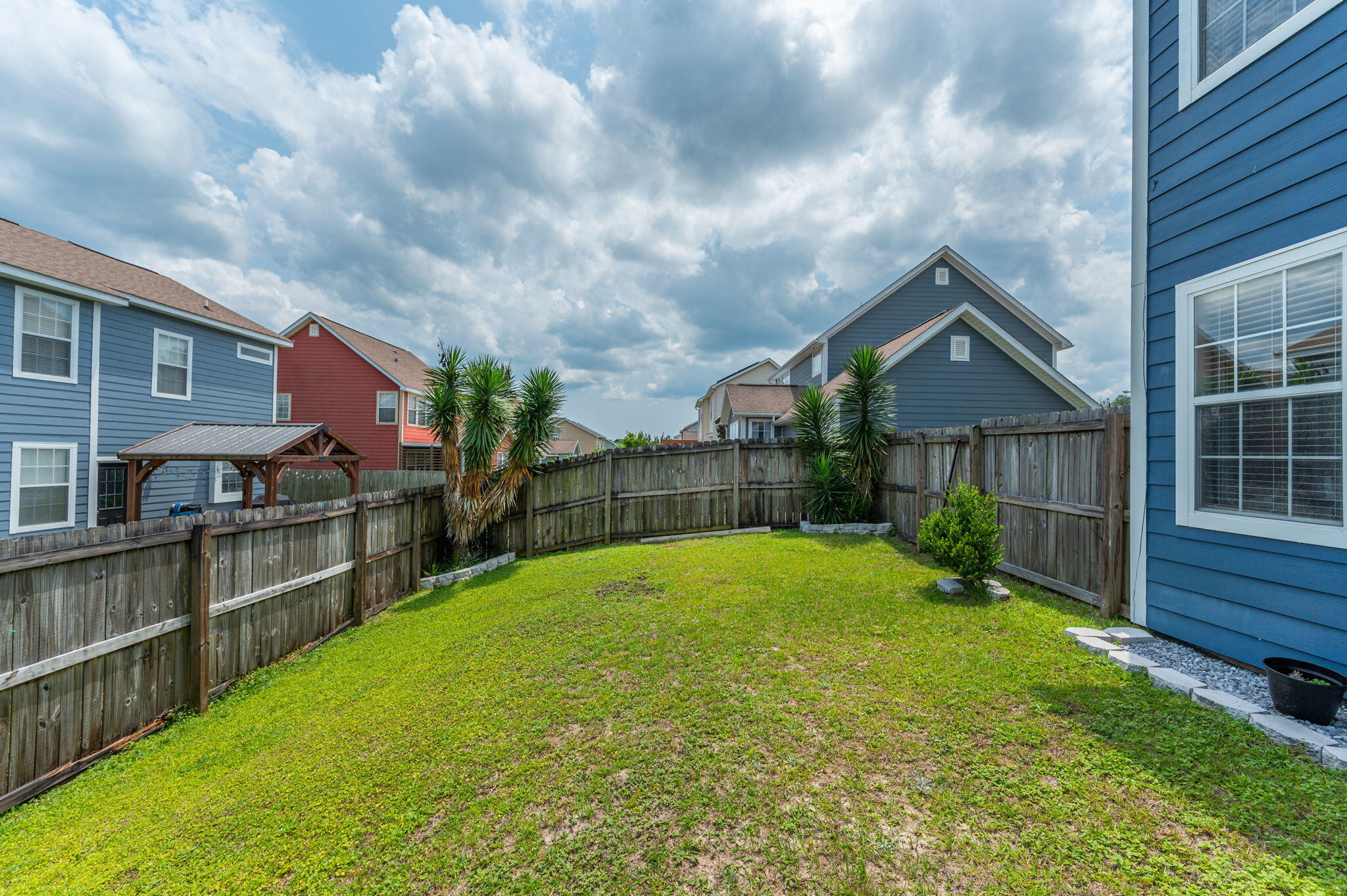 SANDY RIDGE - Residential