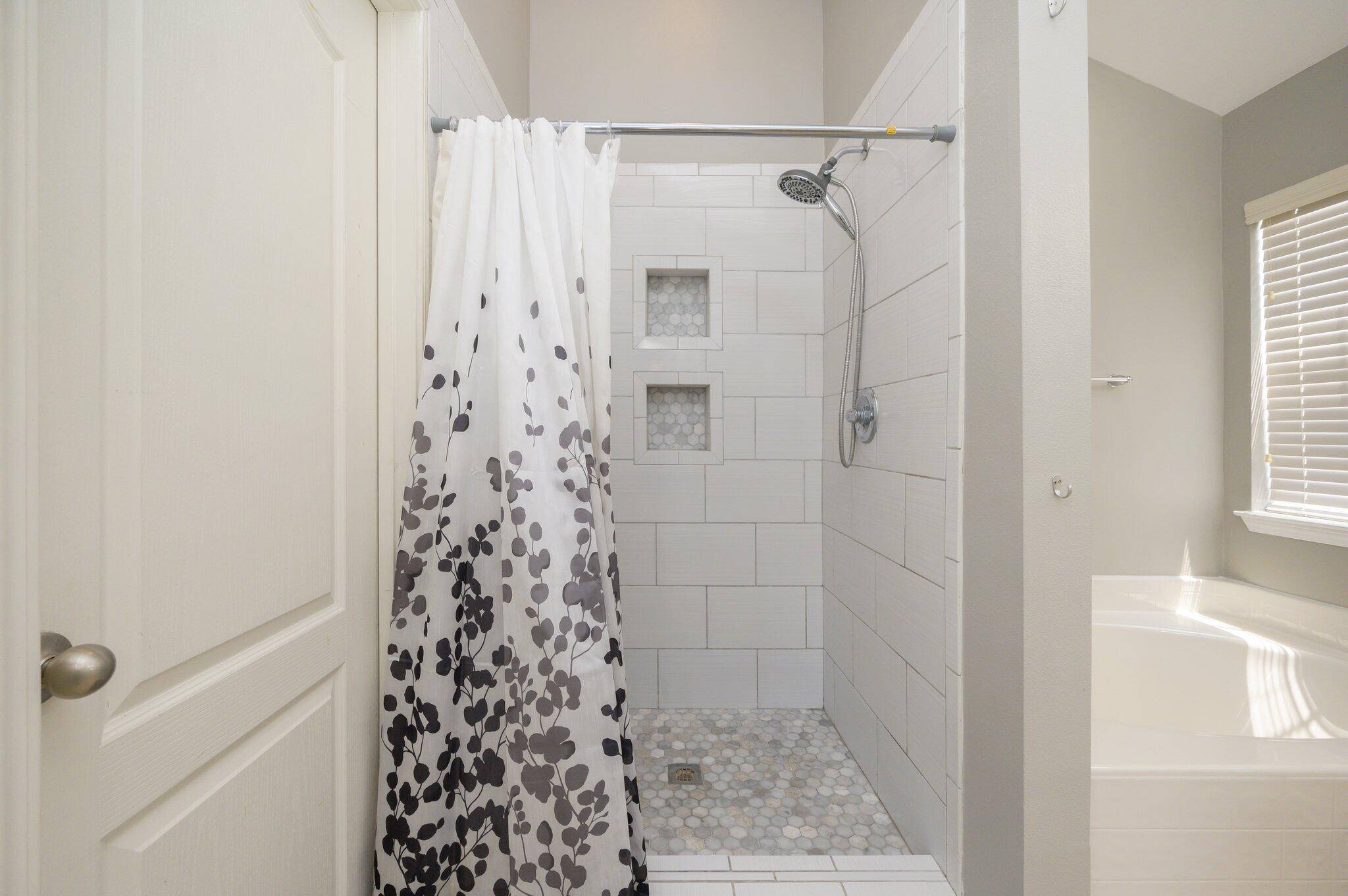 SANDY RIDGE - Residential