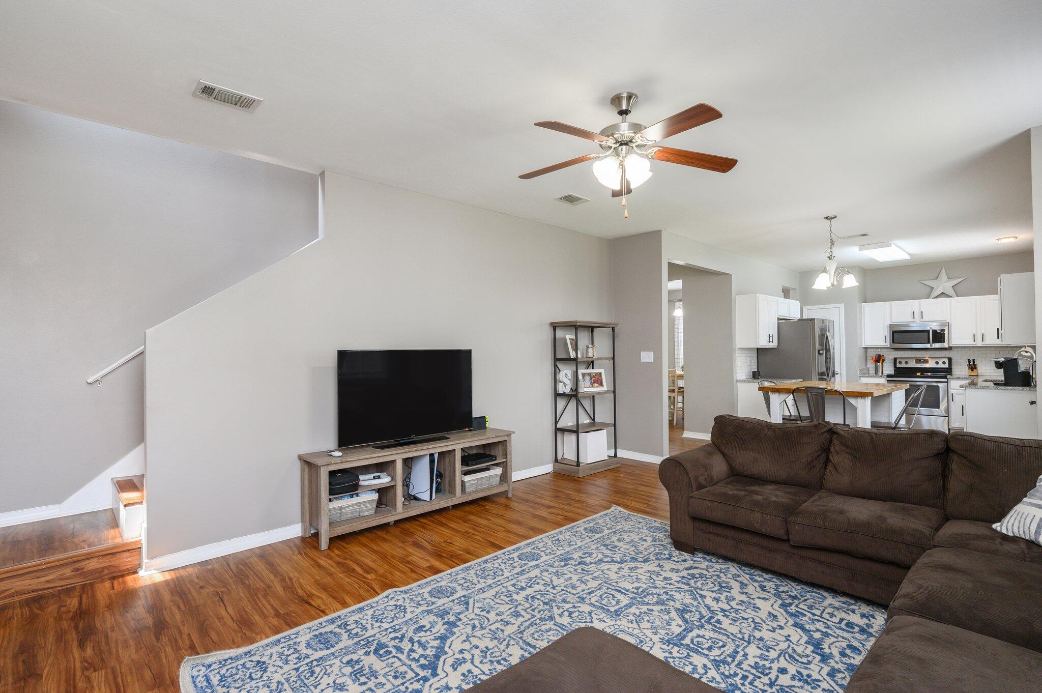 SANDY RIDGE - Residential