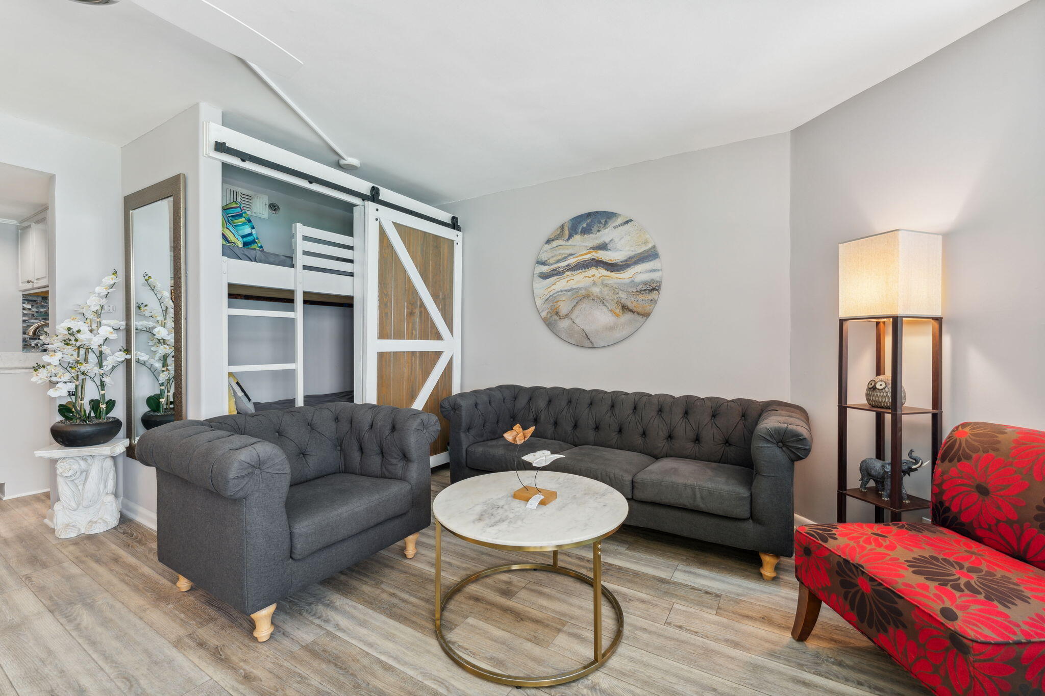 SUNBIRD CONDO - Residential
