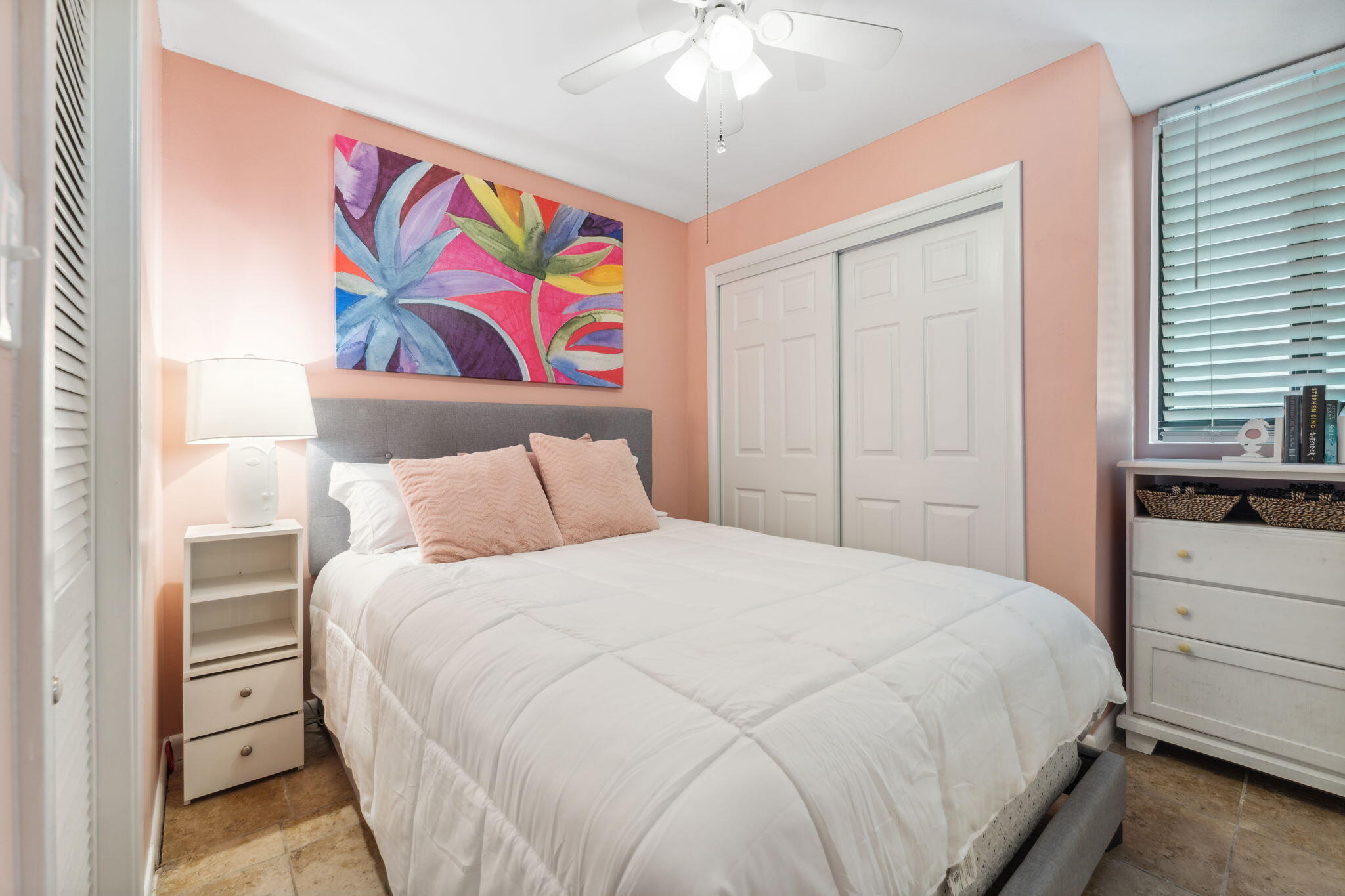 SUNBIRD CONDO - Residential