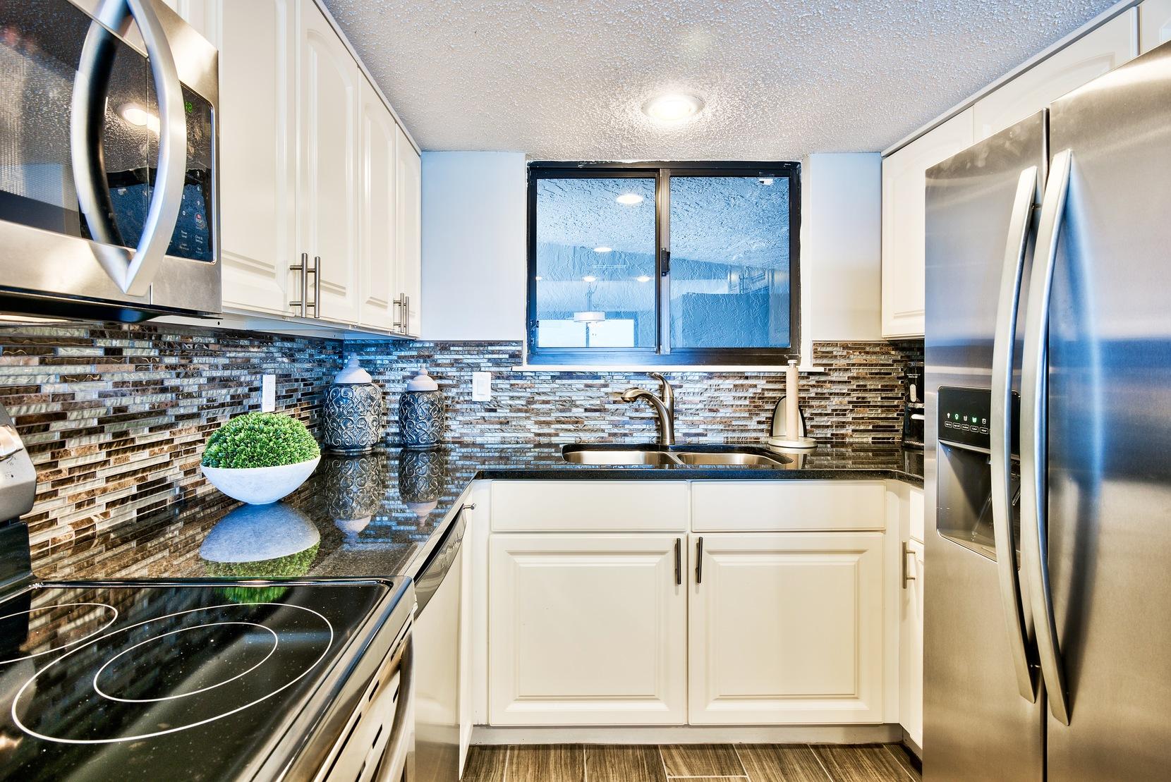 SUNDESTIN INTERNATIONAL CONDO - Residential