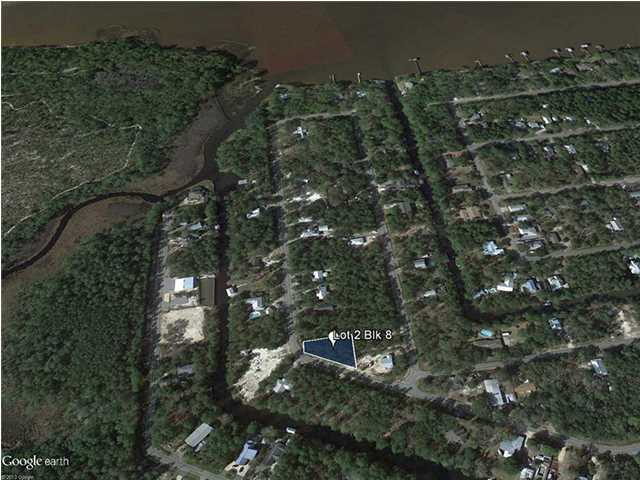 This large, corner lot is situated near the Choctawhatchee Bay in historic Point Washington. Conveniently located less than 3.5 miles from the public beach access at Grayton Beach, and less than 5 miles to Seaside shopping & dining.