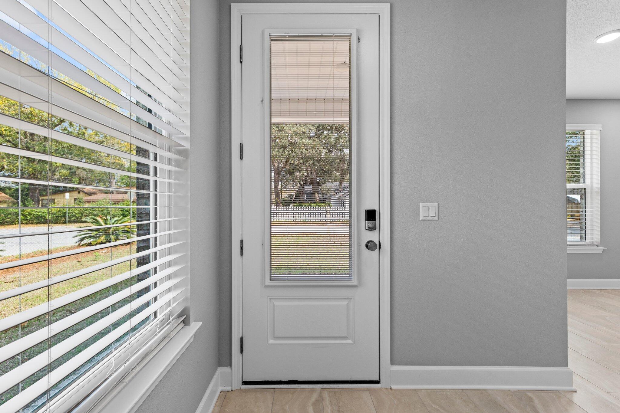 HELMS & ALLEN S/D LOTS 17 & 18 BLK 3 - Residential Lease