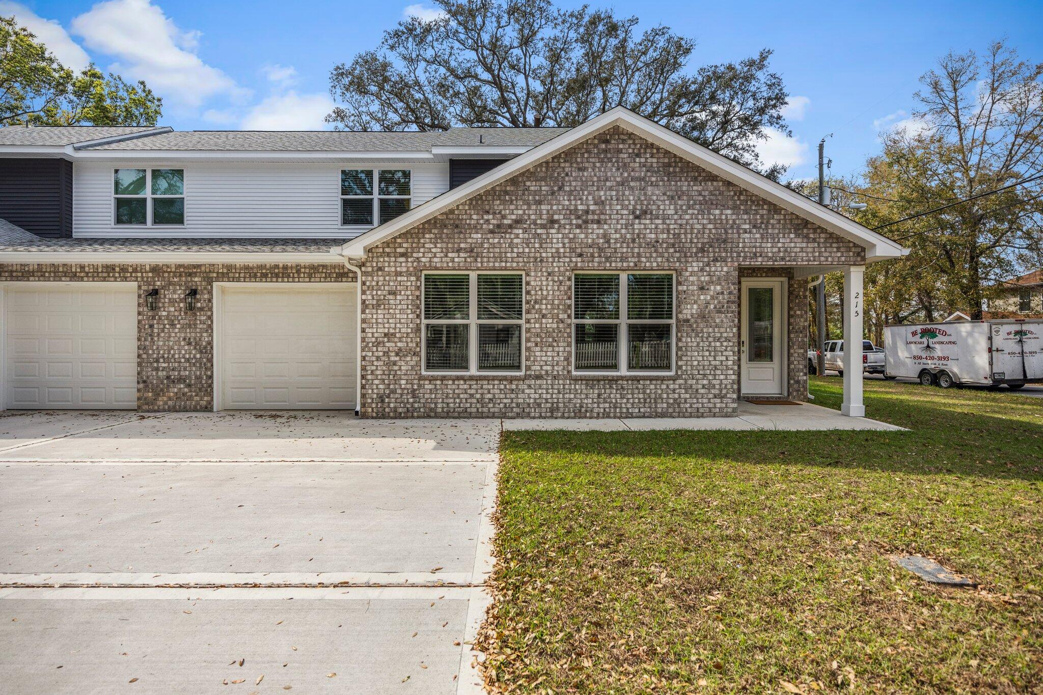 HELMS & ALLEN S/D LOTS 17 & 18 BLK 3 - Residential Lease