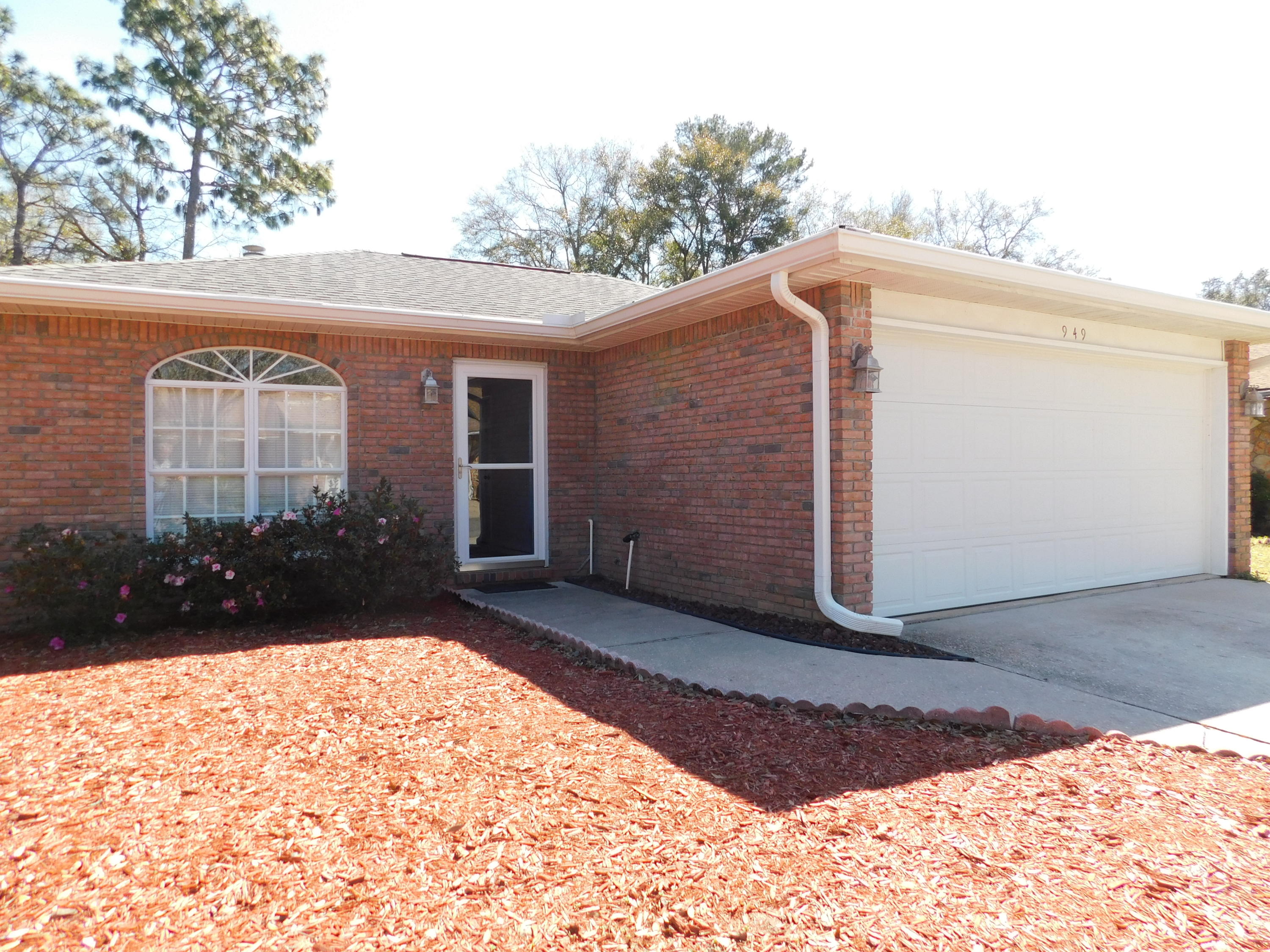 DONLABROOK GARDYNS - Residential