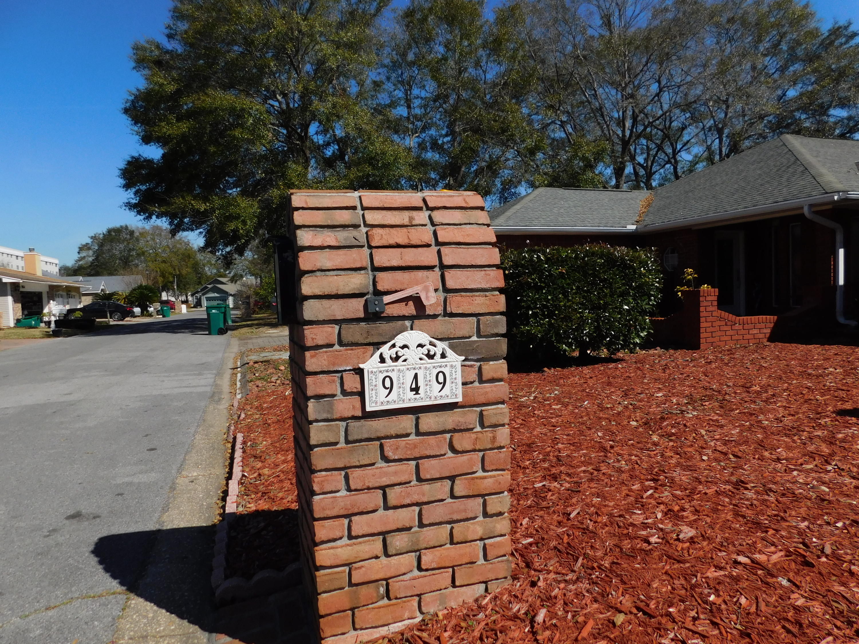 DONLABROOK GARDYNS - Residential