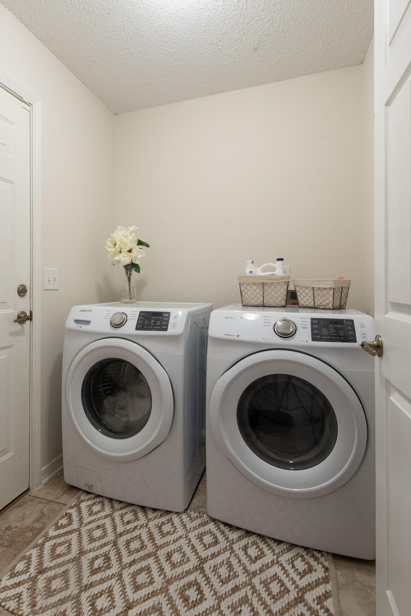 BARBAROSA RANCHETTES 1ST ADDN - Residential